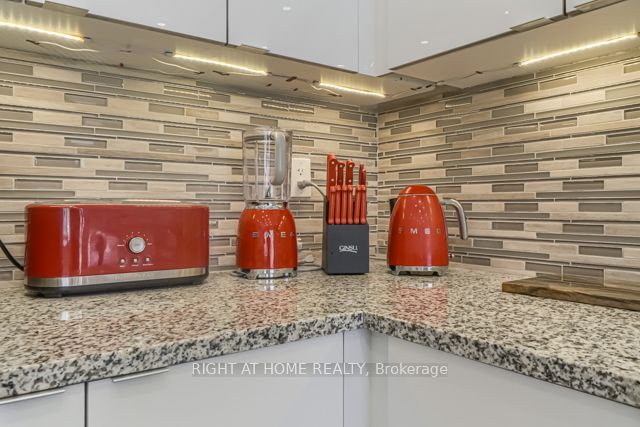 MLS #N12428723 image #10