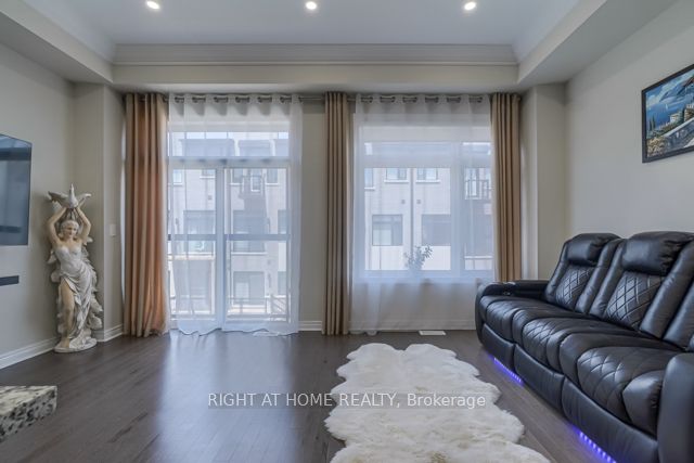 MLS #N12428723 image #4