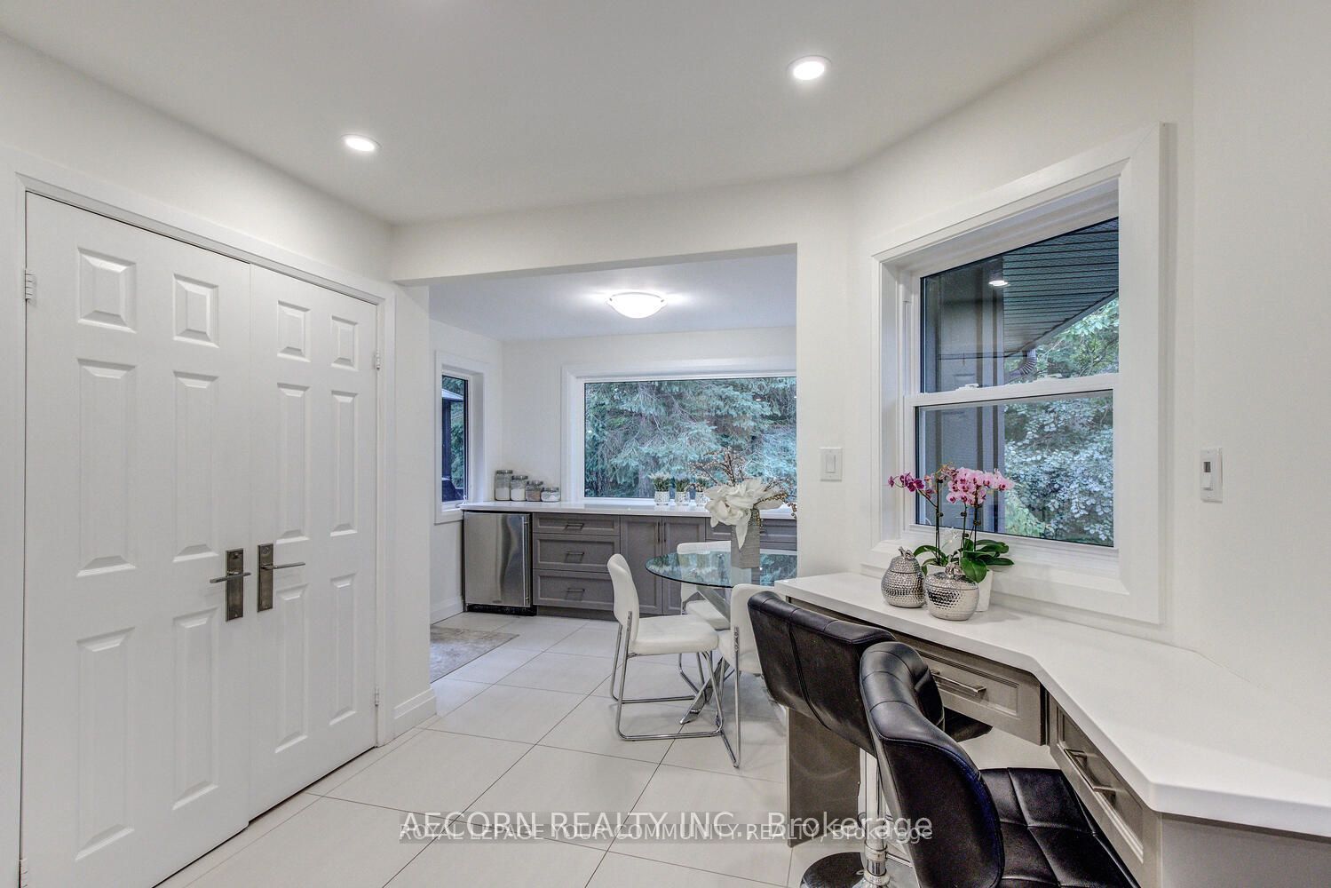 MLS #N12429503 image #10