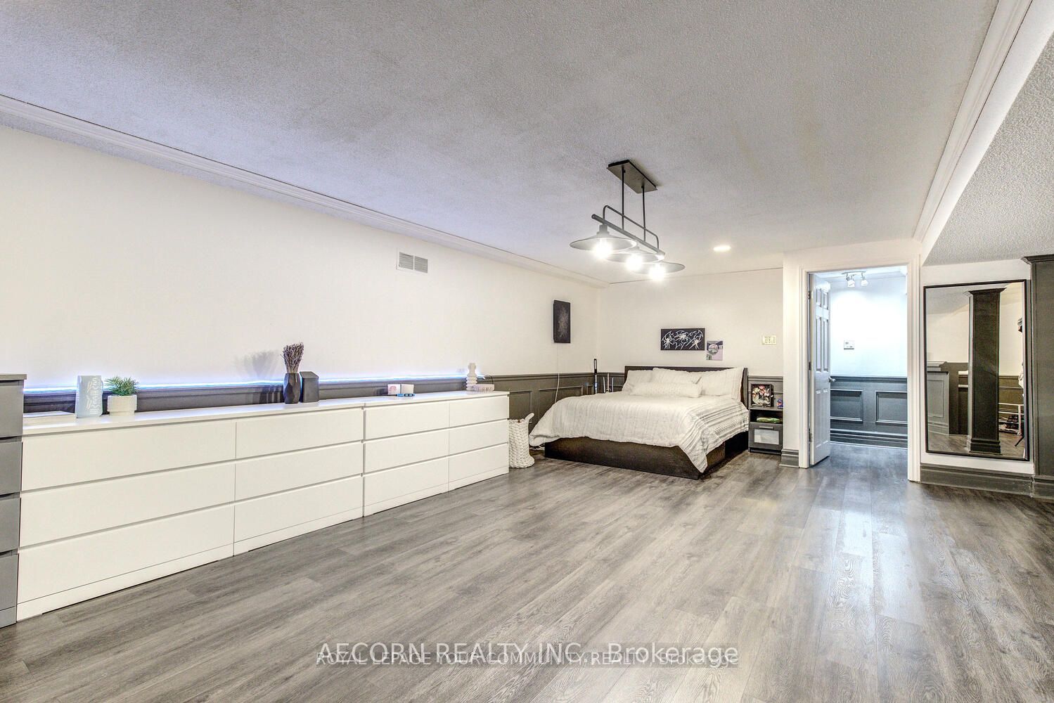 MLS #N12429503 image #23