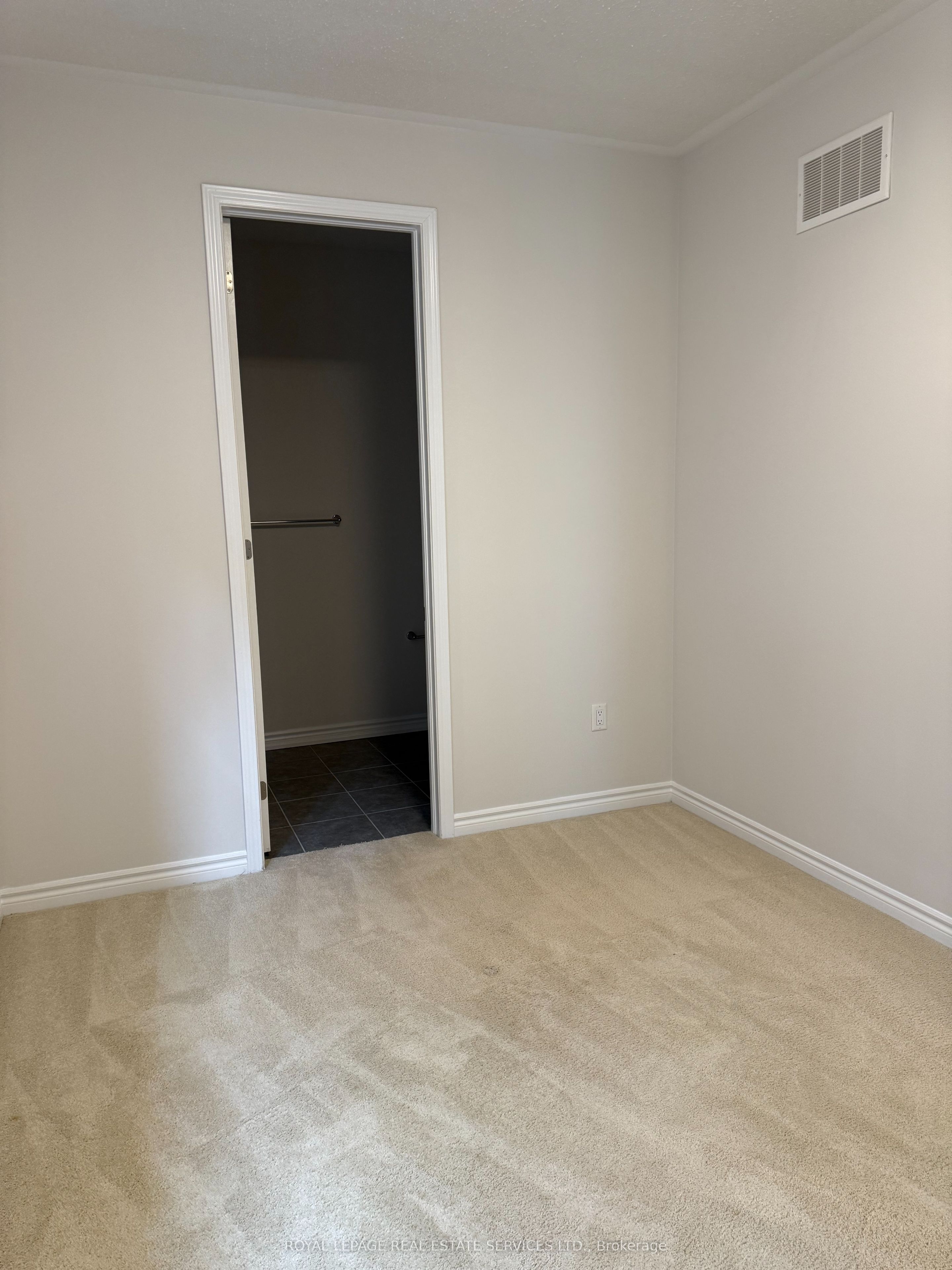 MLS #N12429600 image #16