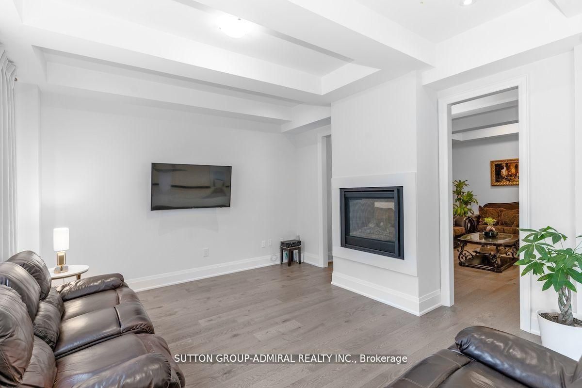 MLS #N12430301 image #17