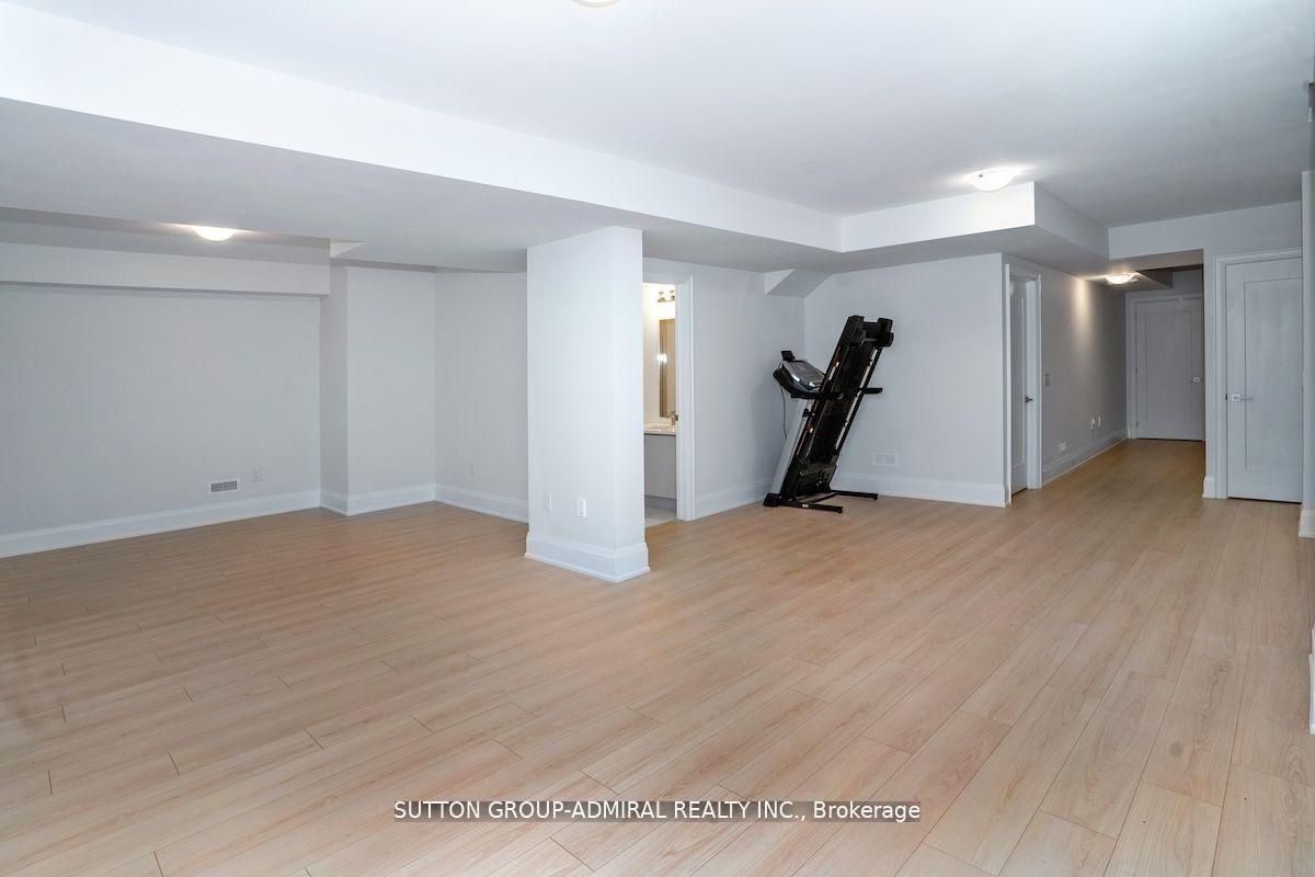 MLS #N12430301 image #42