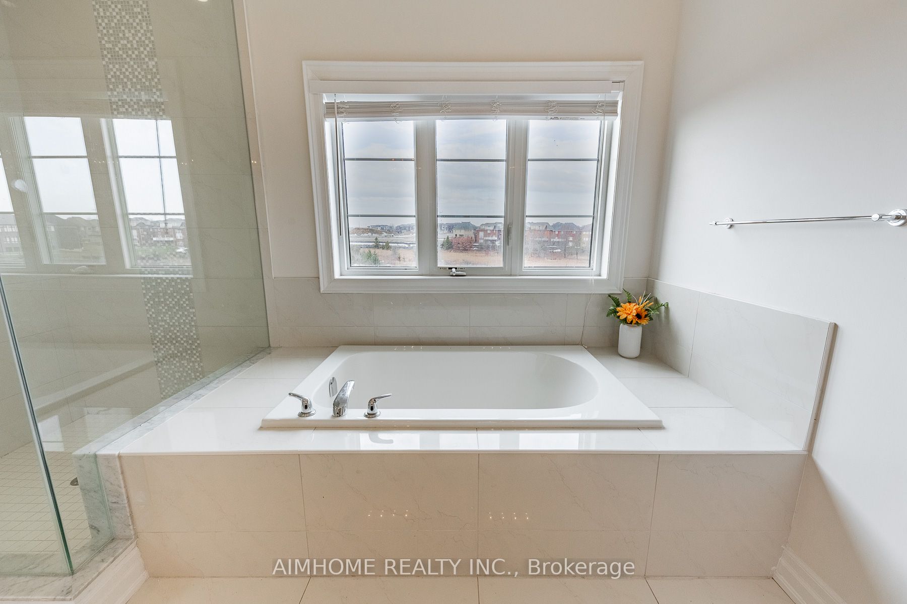 MLS #N12430694 image #16