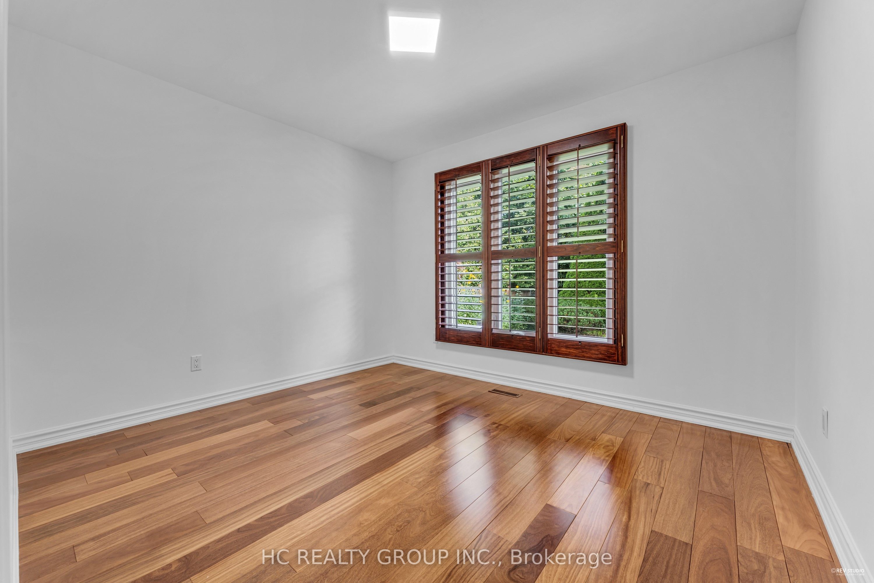 MLS #N12430895 image #10