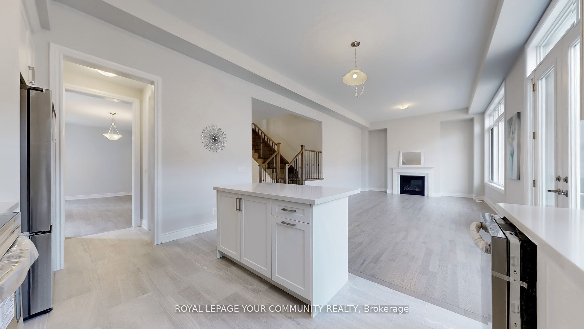 MLS #N12434165 image #16