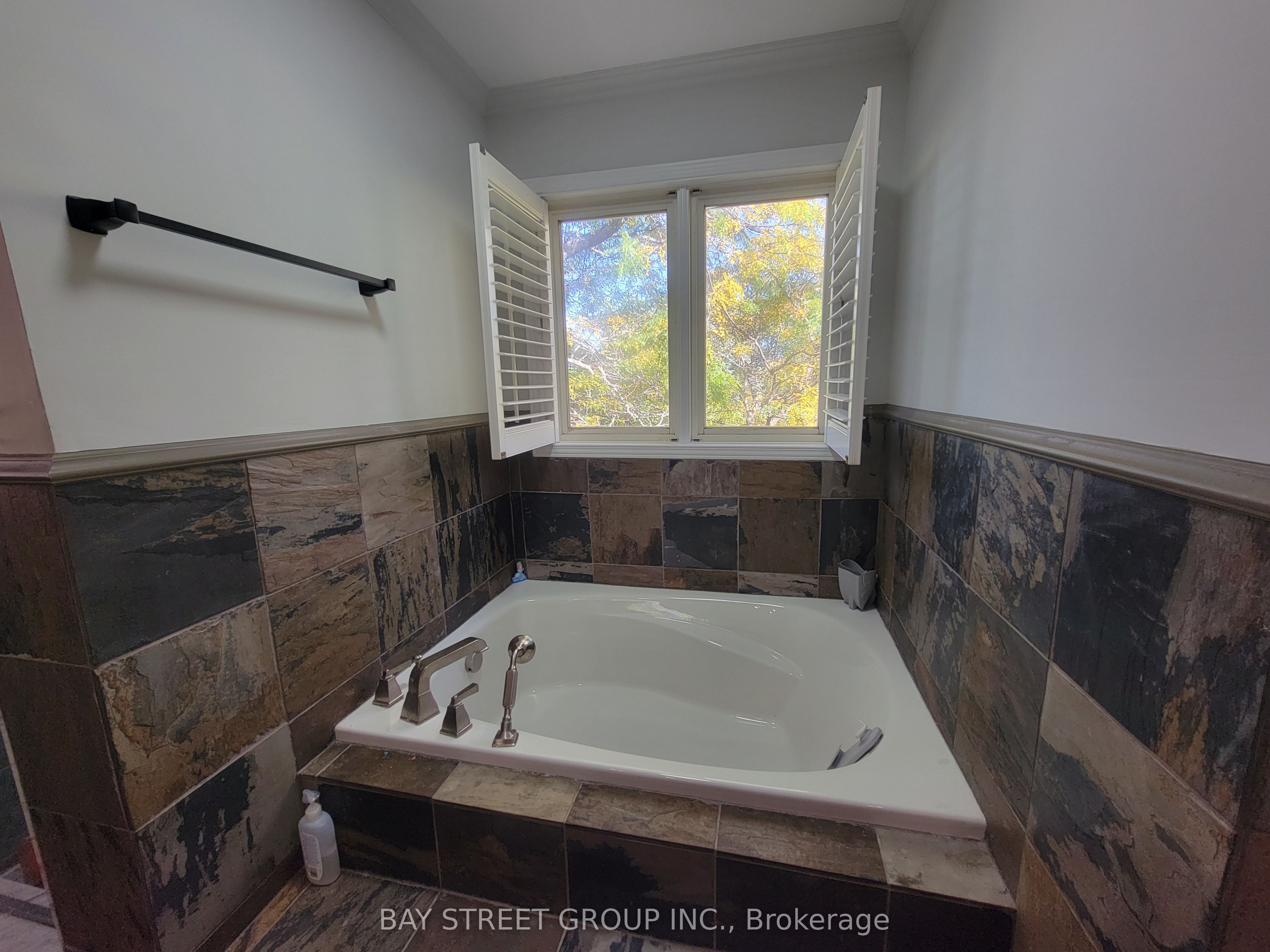 MLS #N12438393 image #27