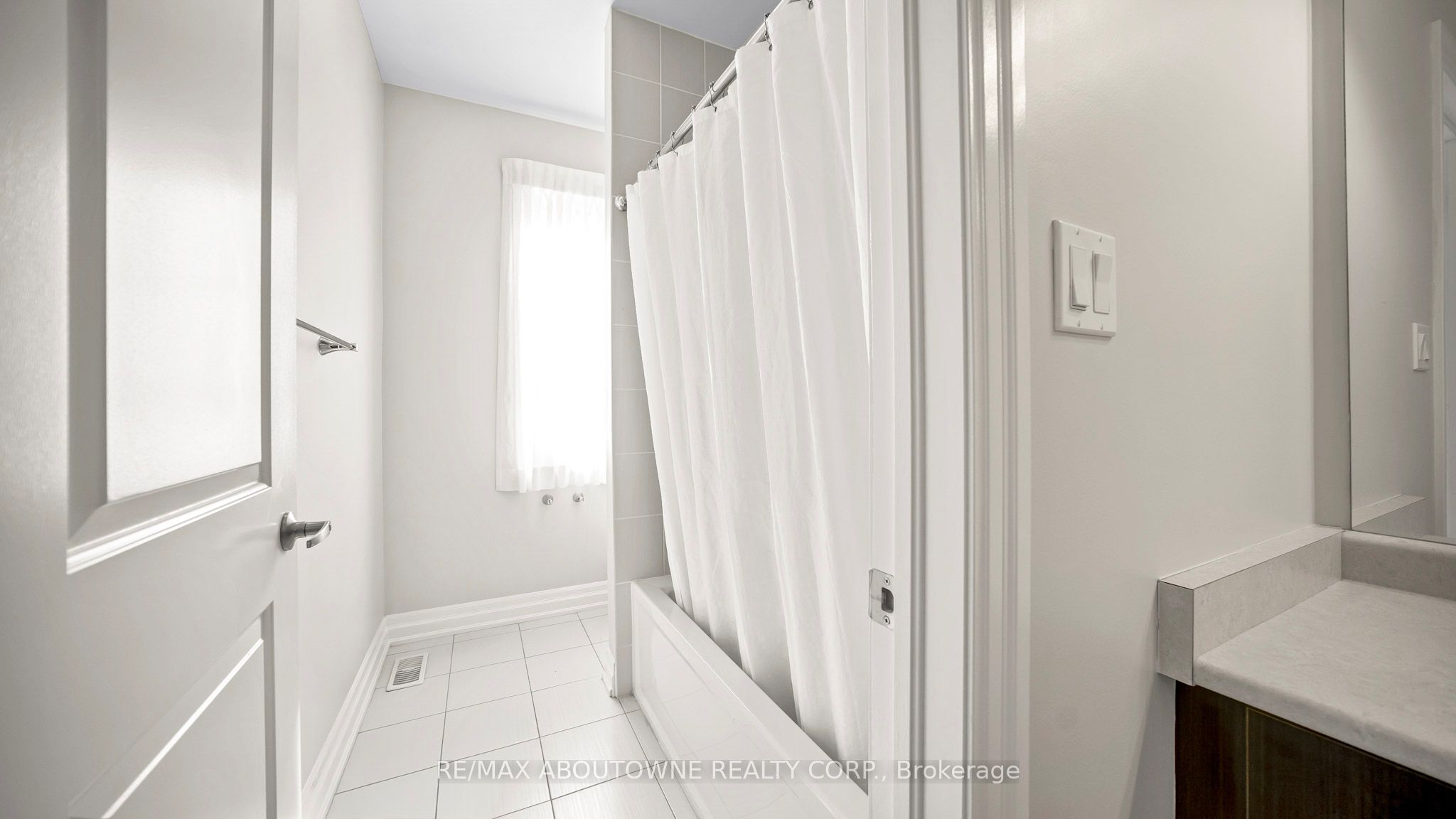 MLS #N12440850 image #15