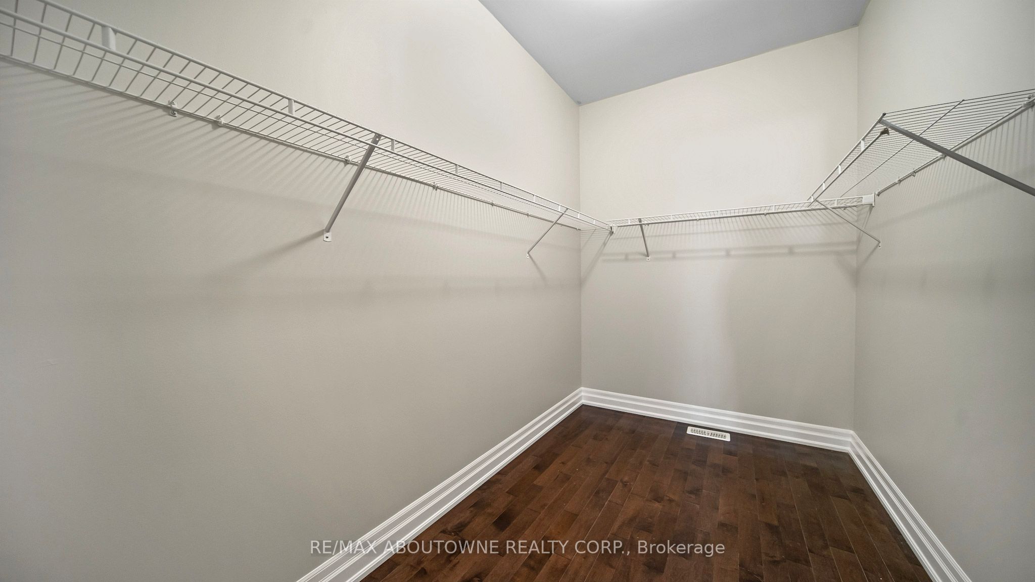 MLS #N12440850 image #23