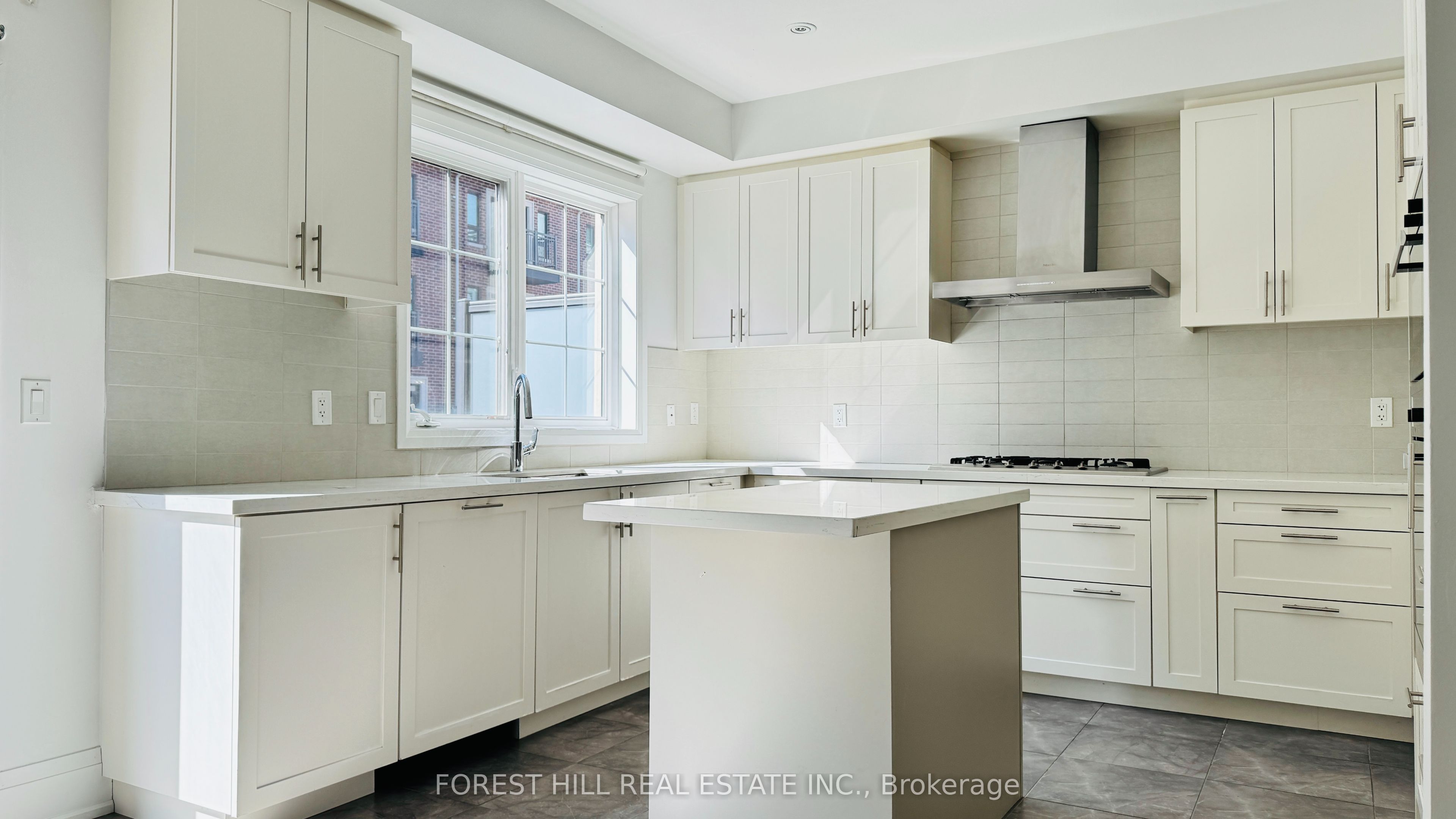 MLS #N12442485 image #12