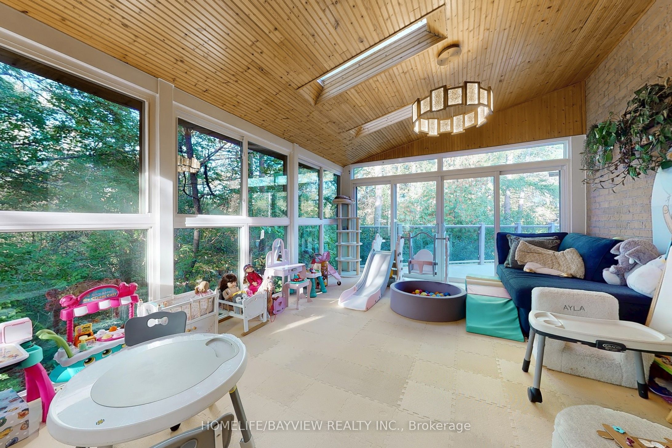 MLS #N12444185 image #18