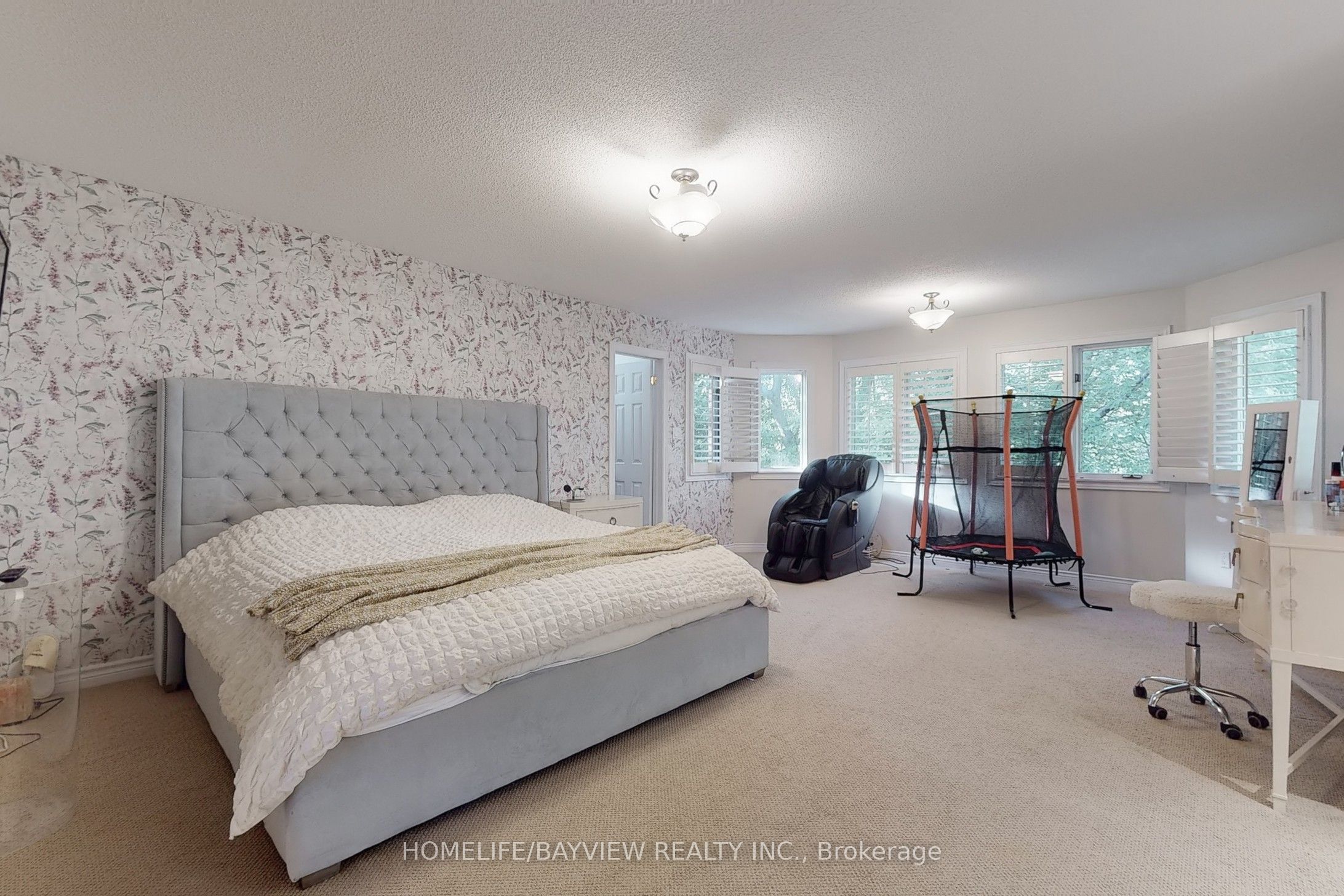 MLS #N12444185 image #24