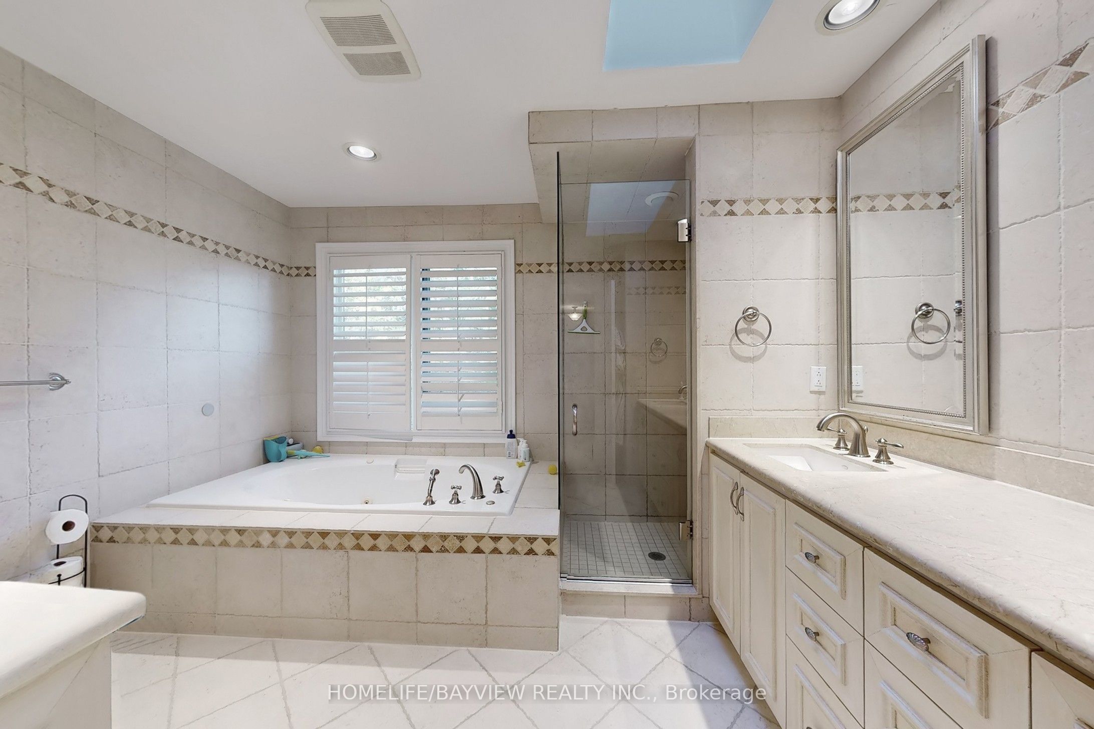 MLS #N12444185 image #27