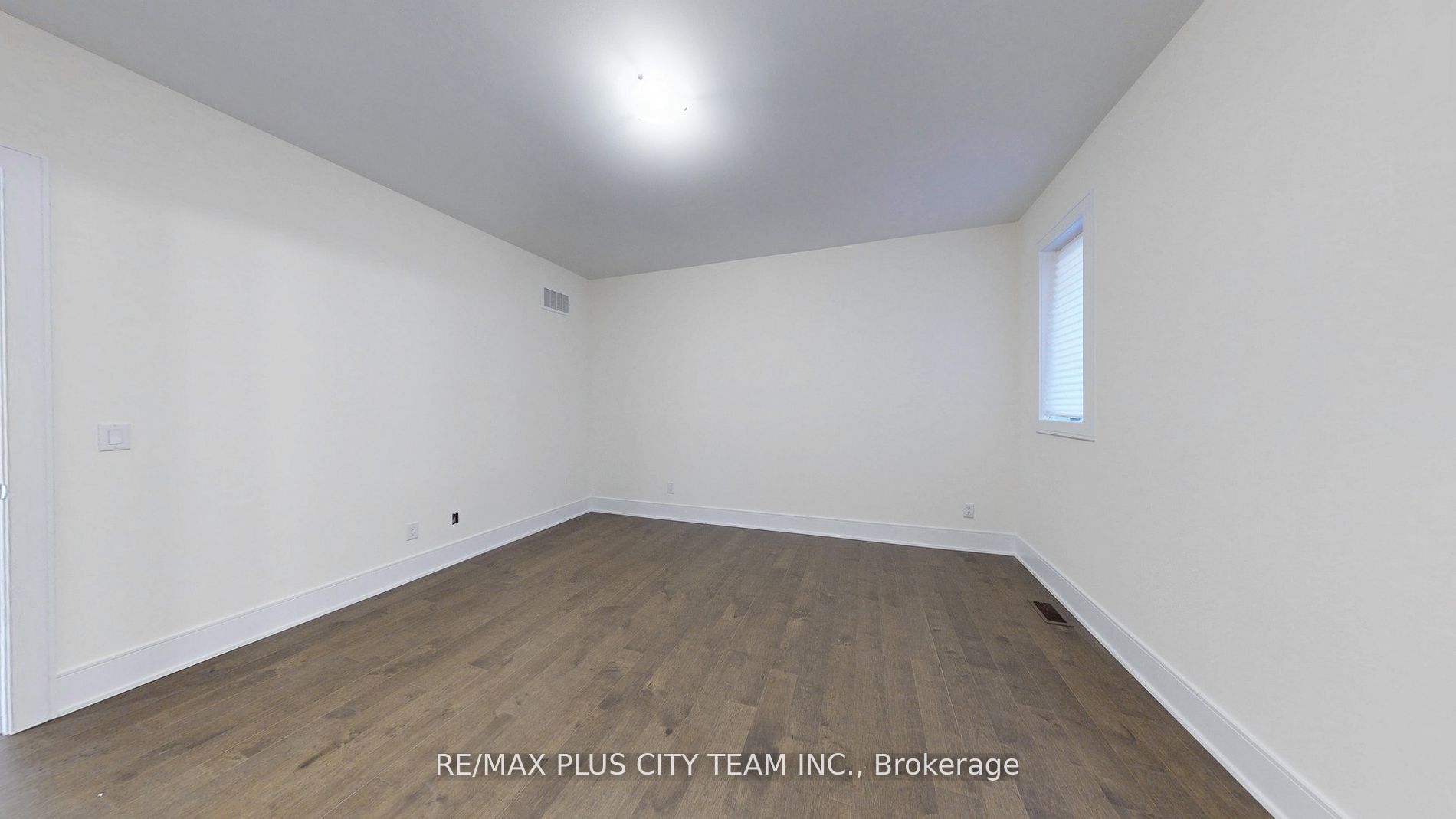 MLS #N12444213 image #38