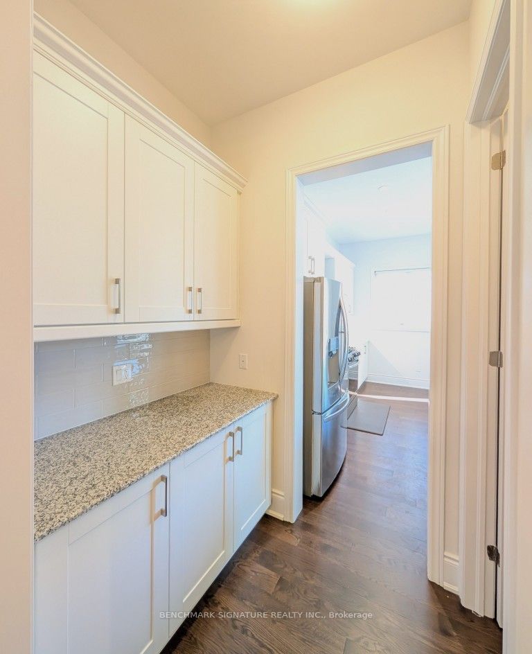 MLS #N12445890 image #12