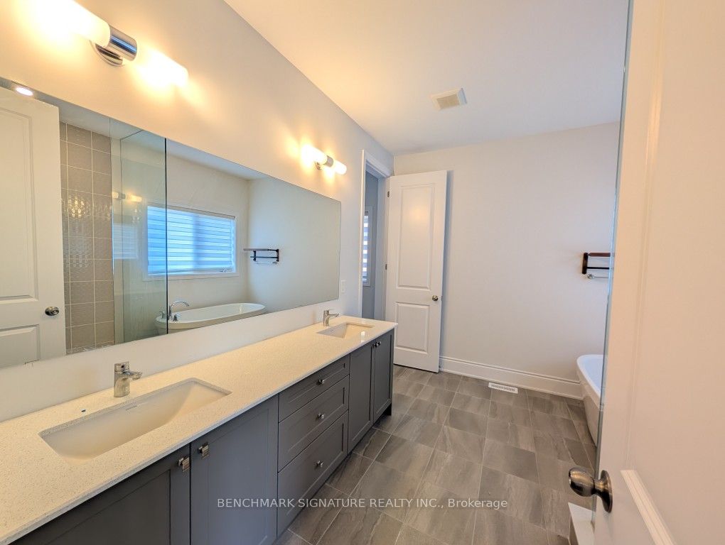 MLS #N12445890 image #32