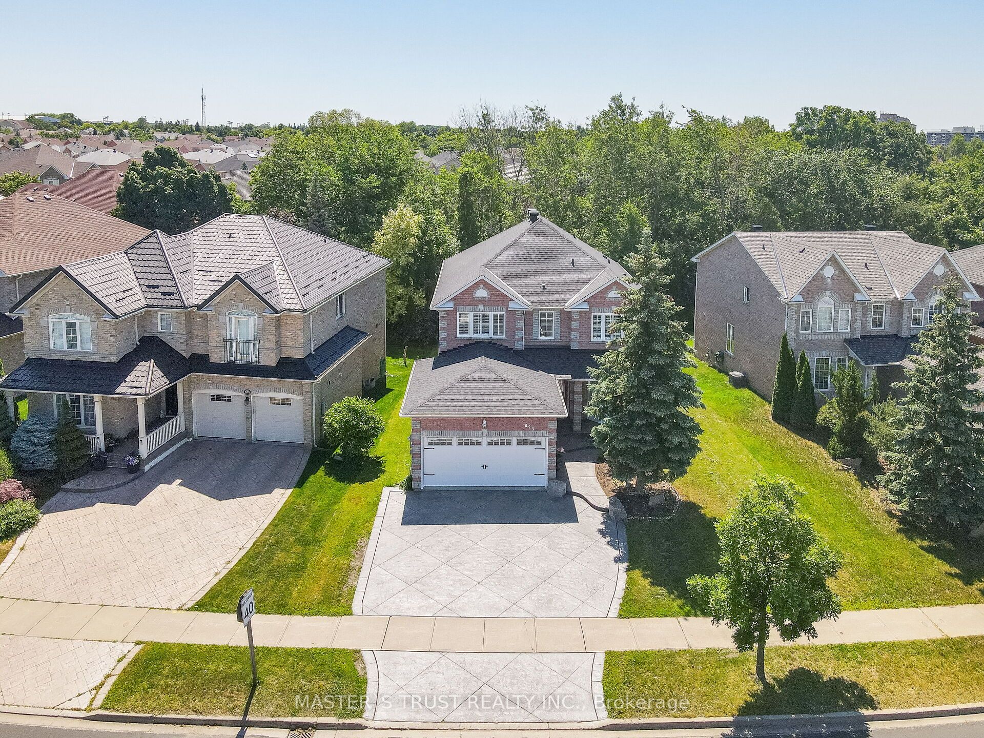 MLS #N12448514 image #1