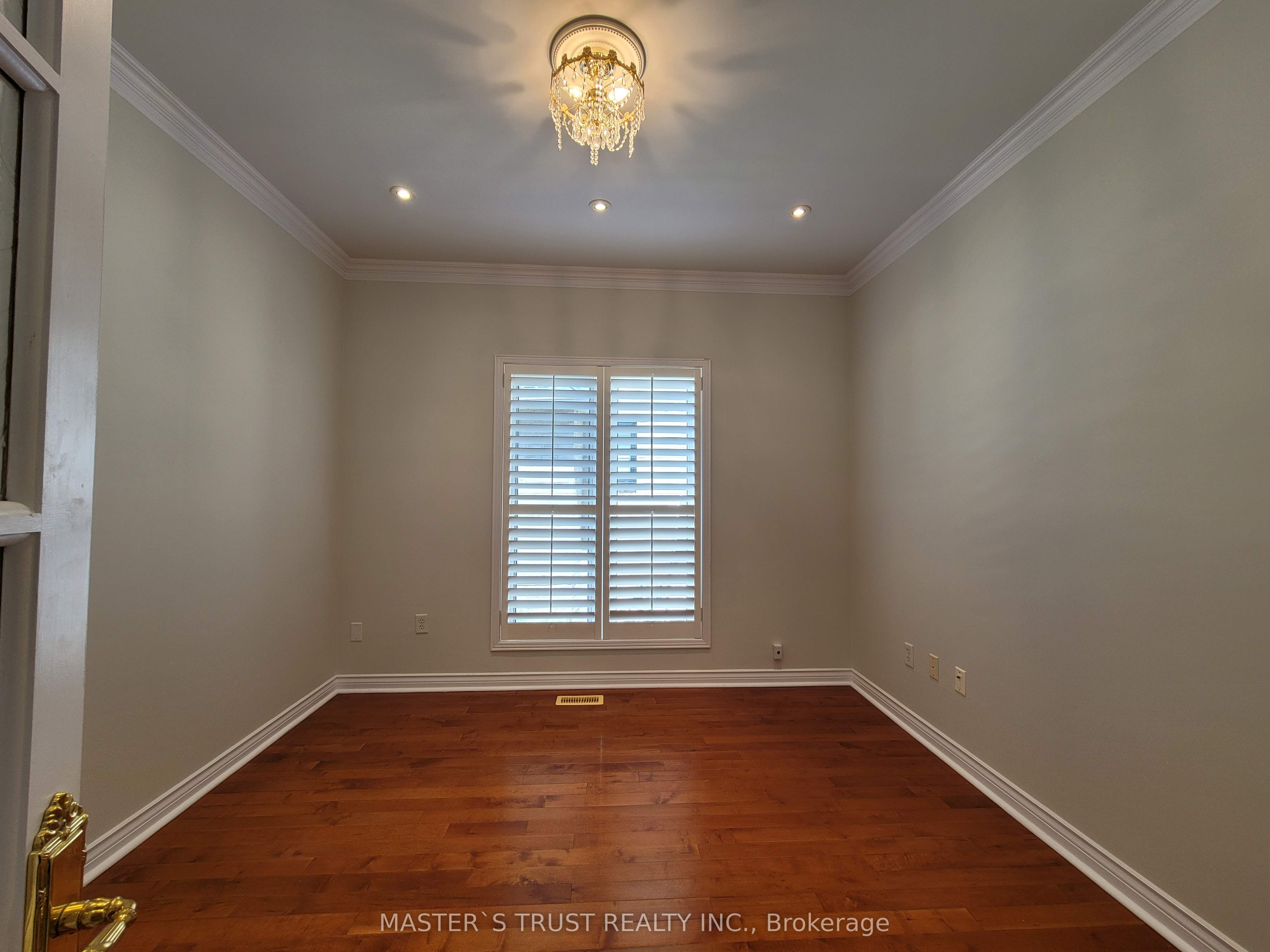 MLS #N12448514 image #12