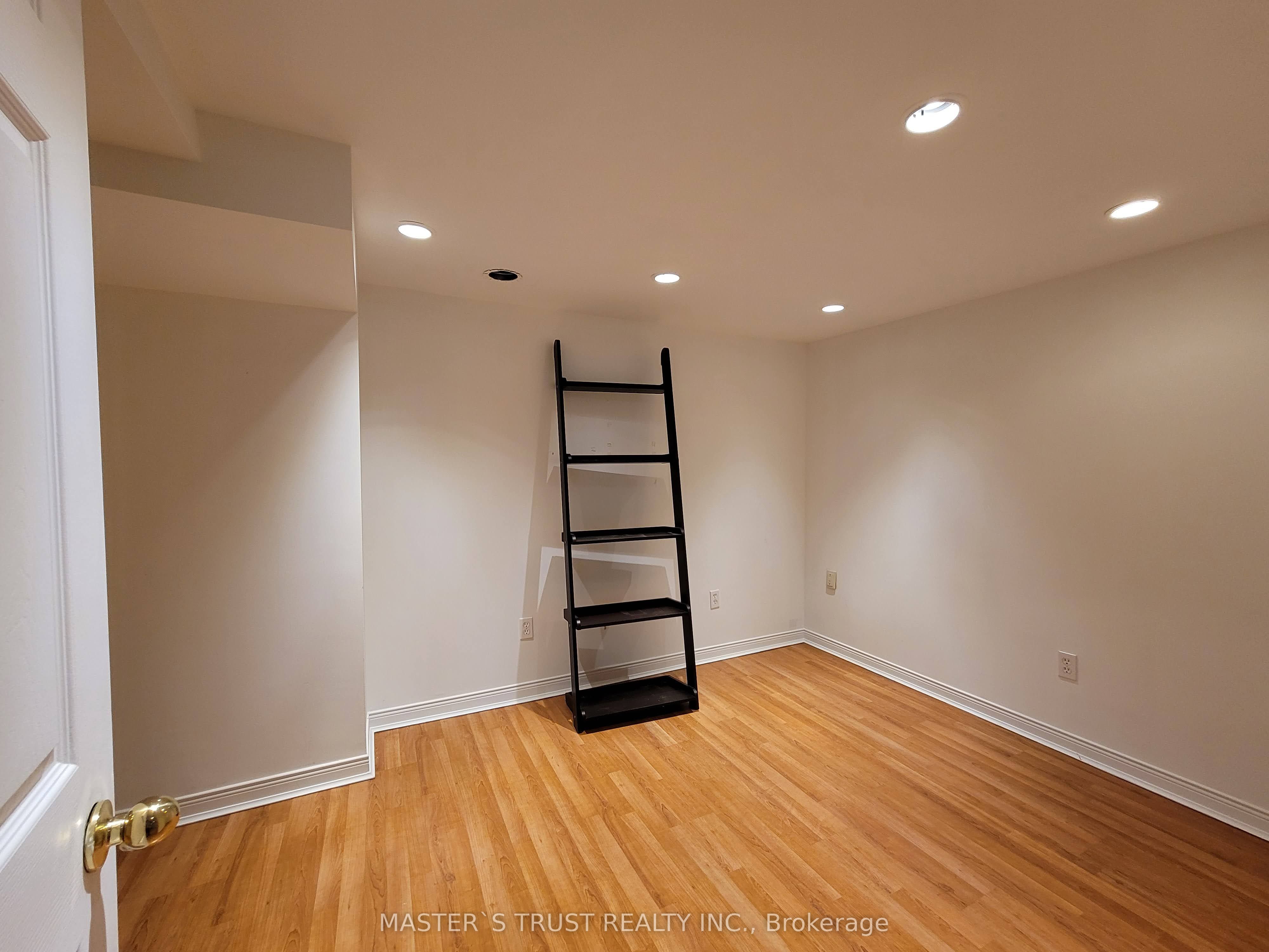 MLS #N12448514 image #27