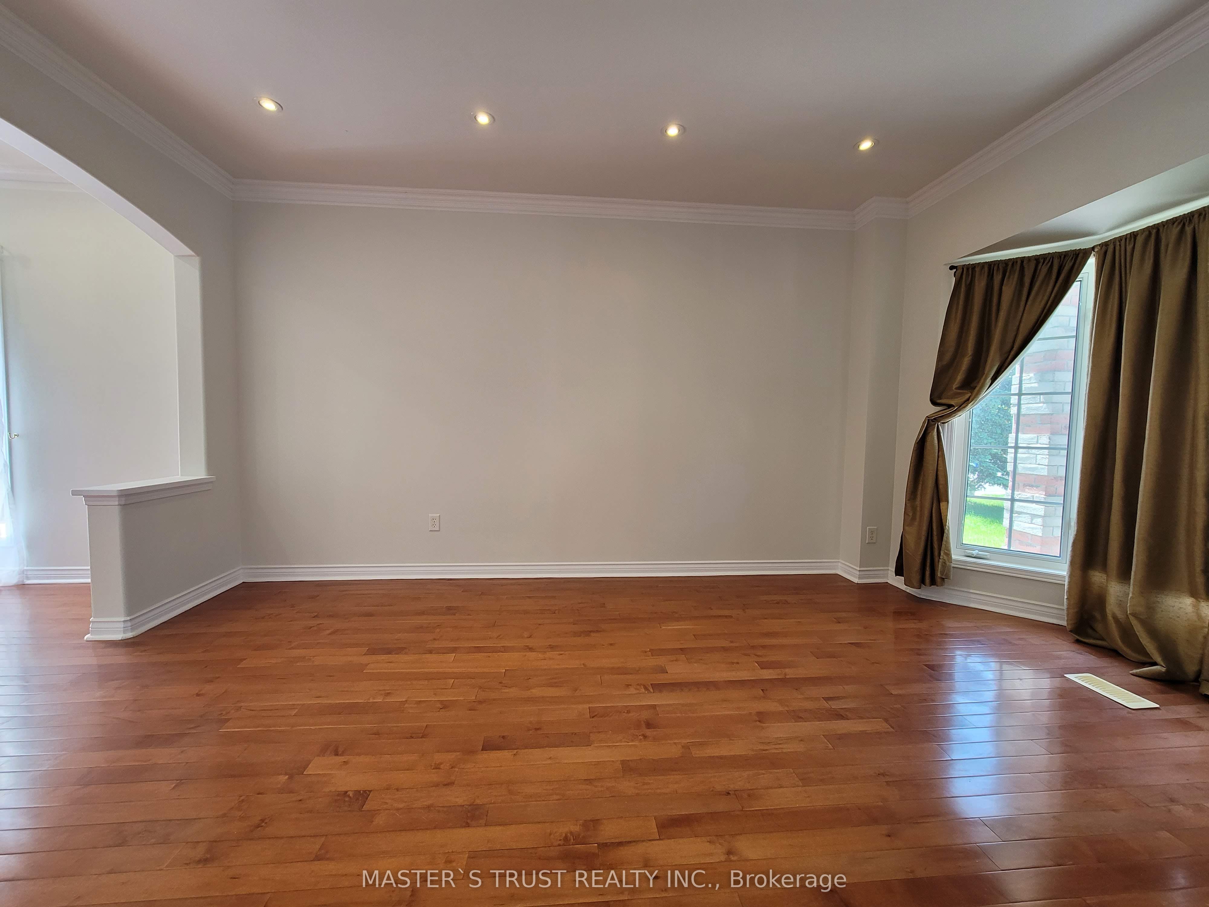 MLS #N12448514 image #8