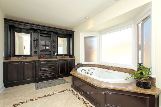 MLS #N12449211 image #13