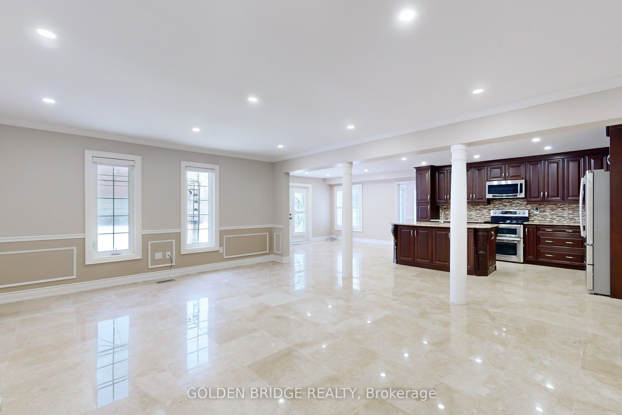 MLS #N12452157 image #12