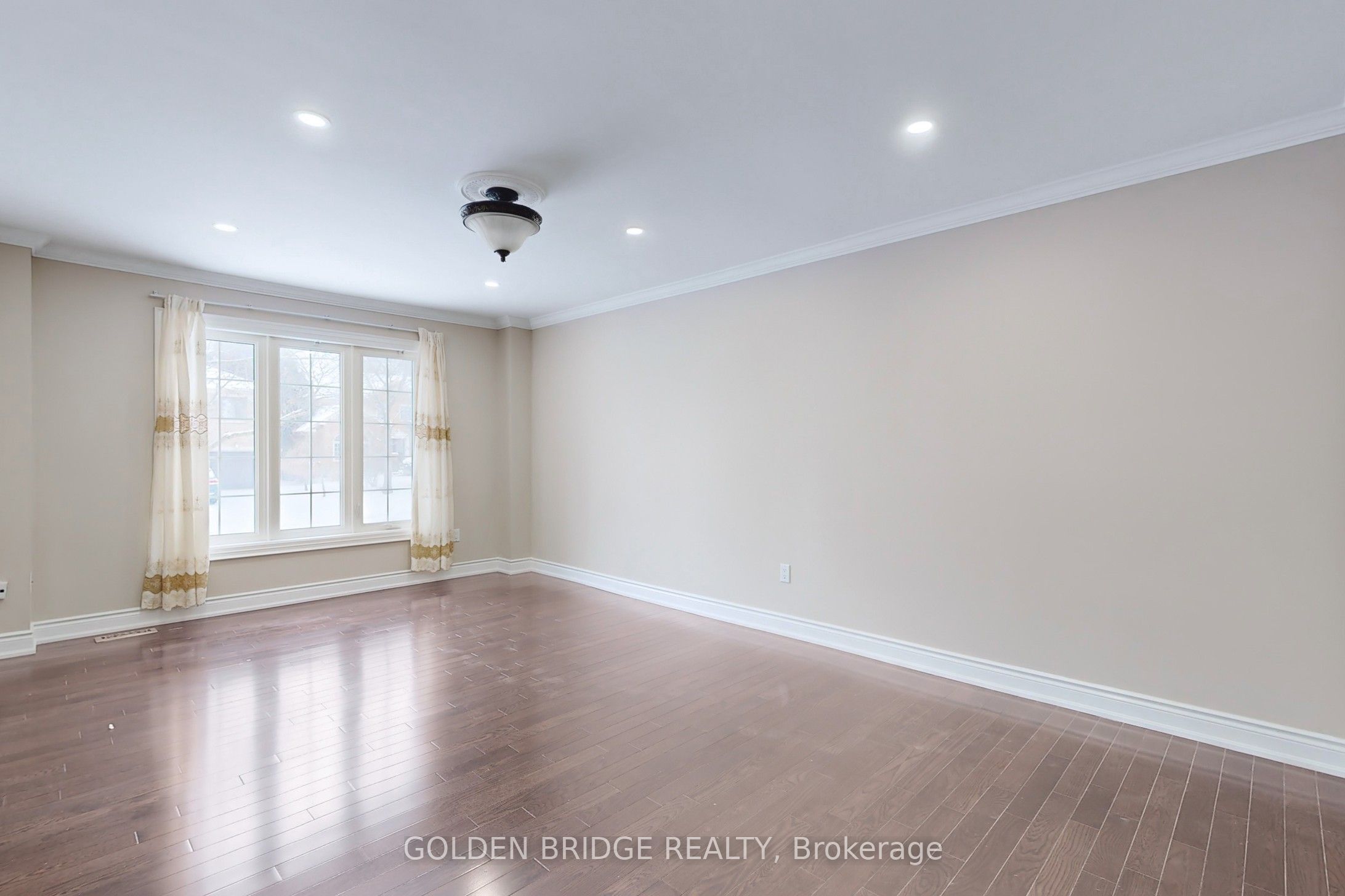 MLS #N12452157 image #16