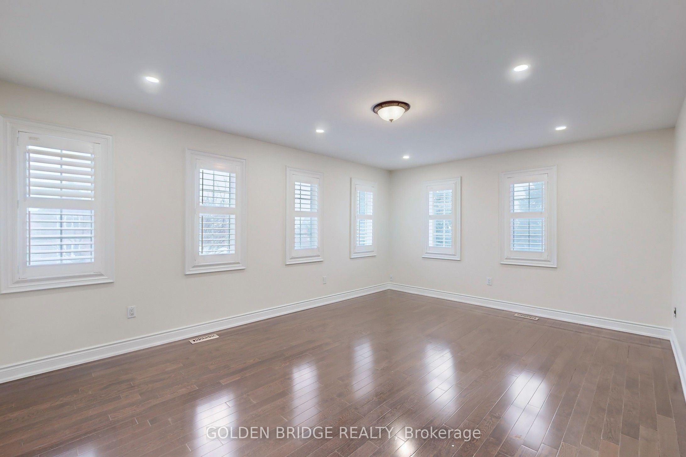 MLS #N12452157 image #32