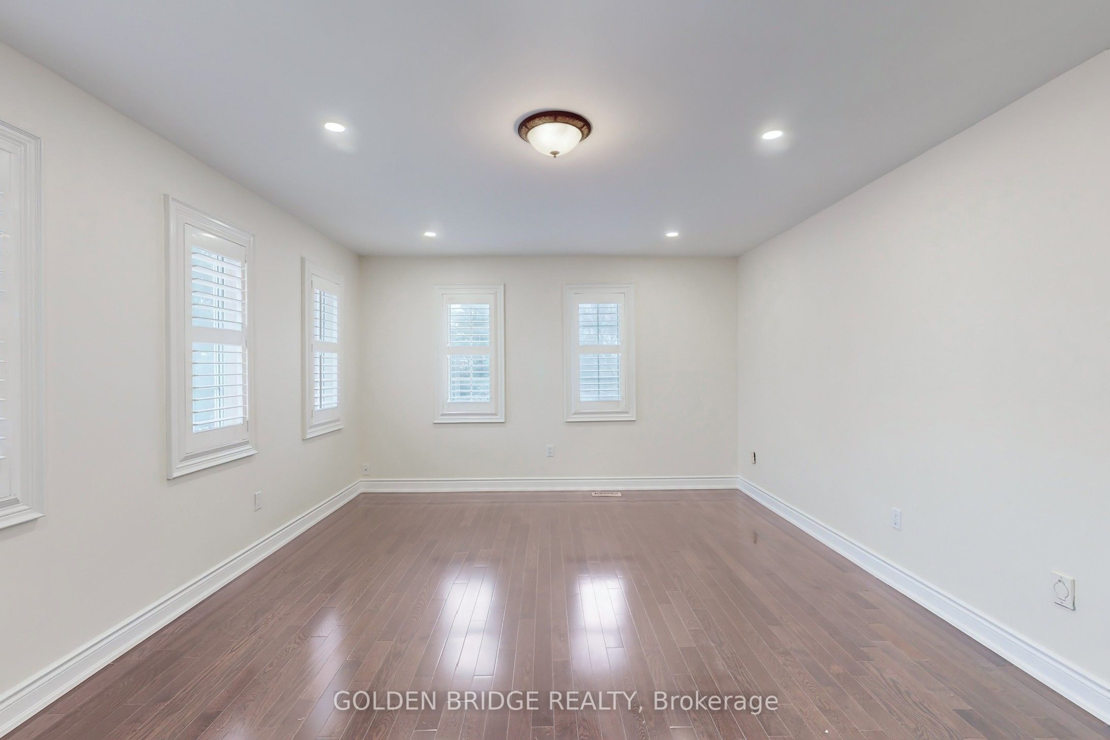 MLS #N12452157 image #33