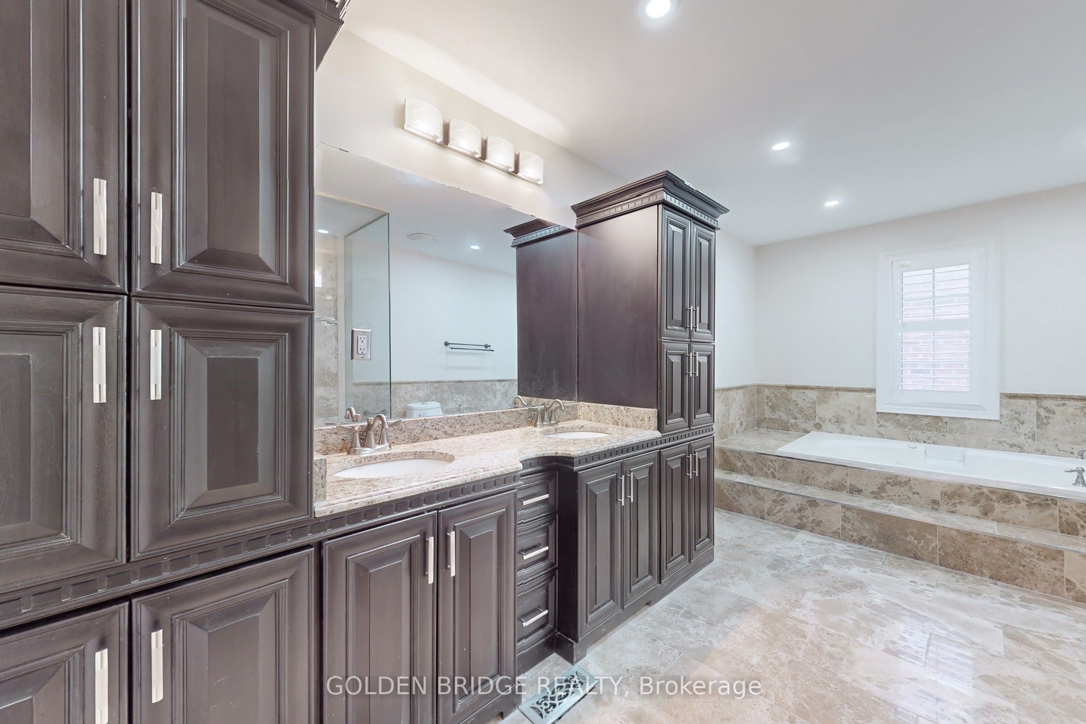 MLS #N12452157 image #38