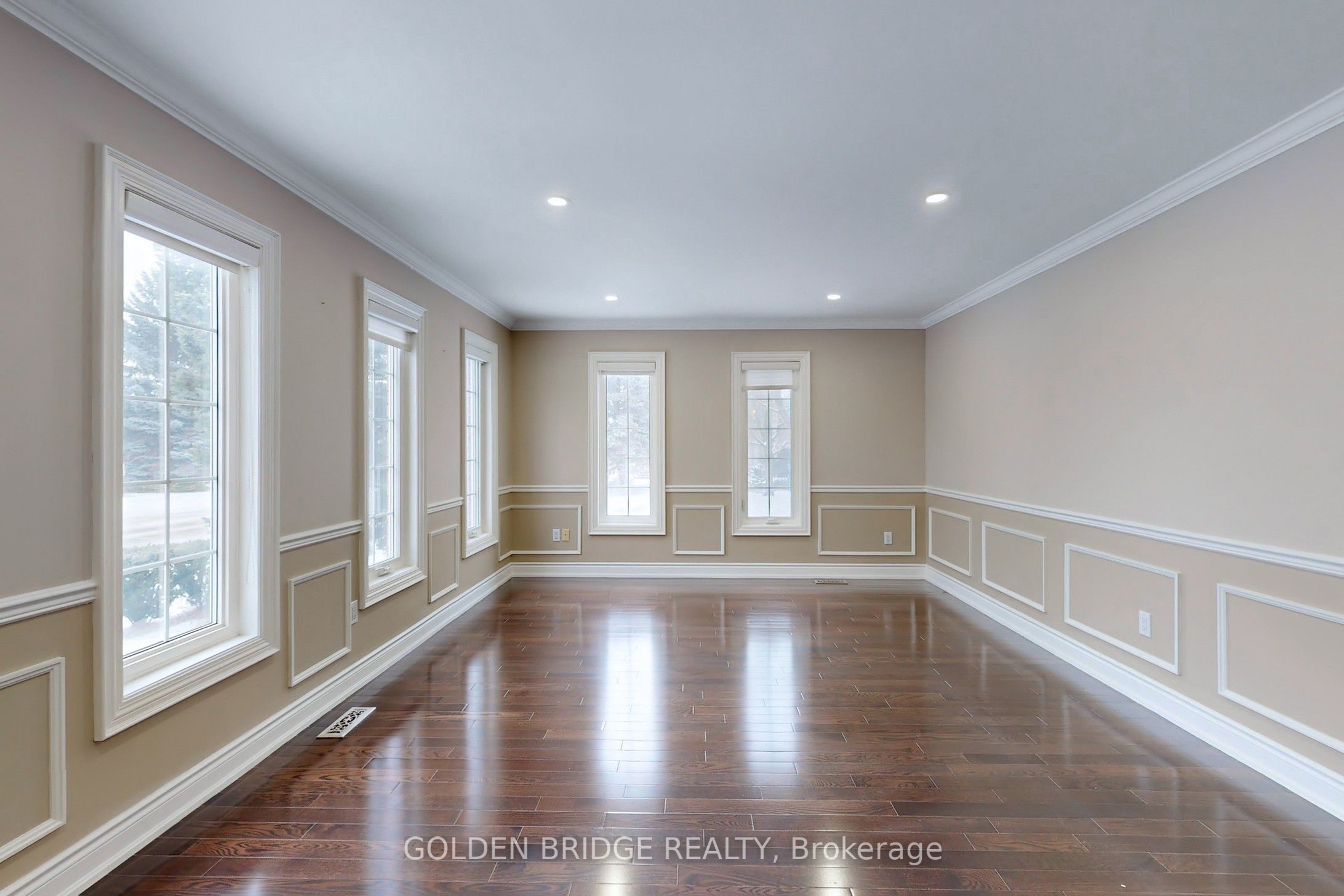 MLS #N12452157 image #8