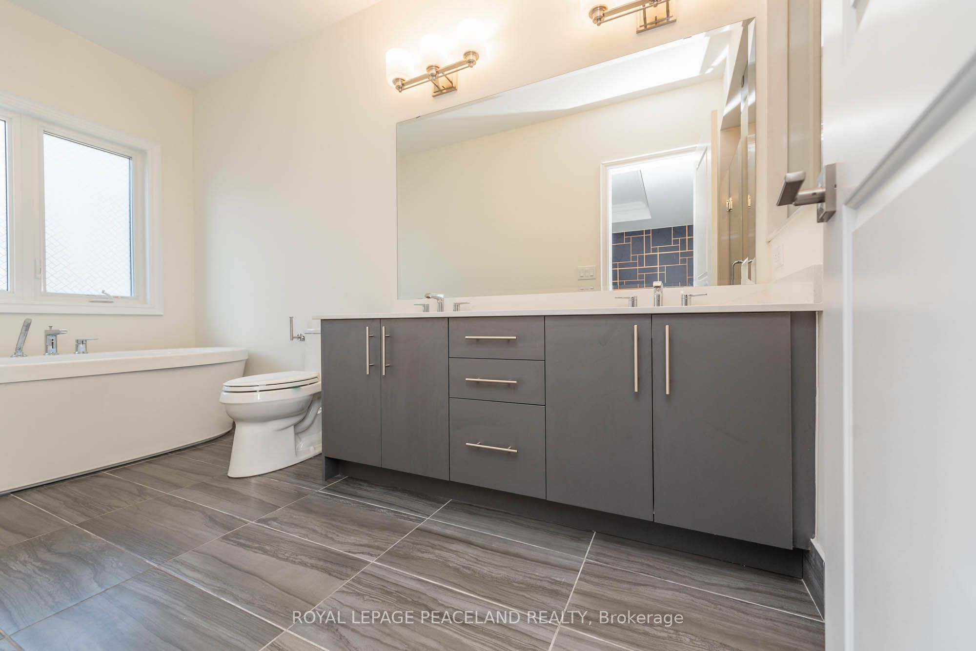 MLS #N12452946 image #13