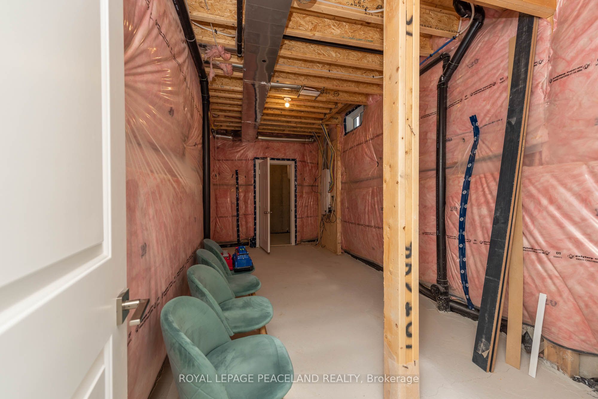 MLS #N12452946 image #26