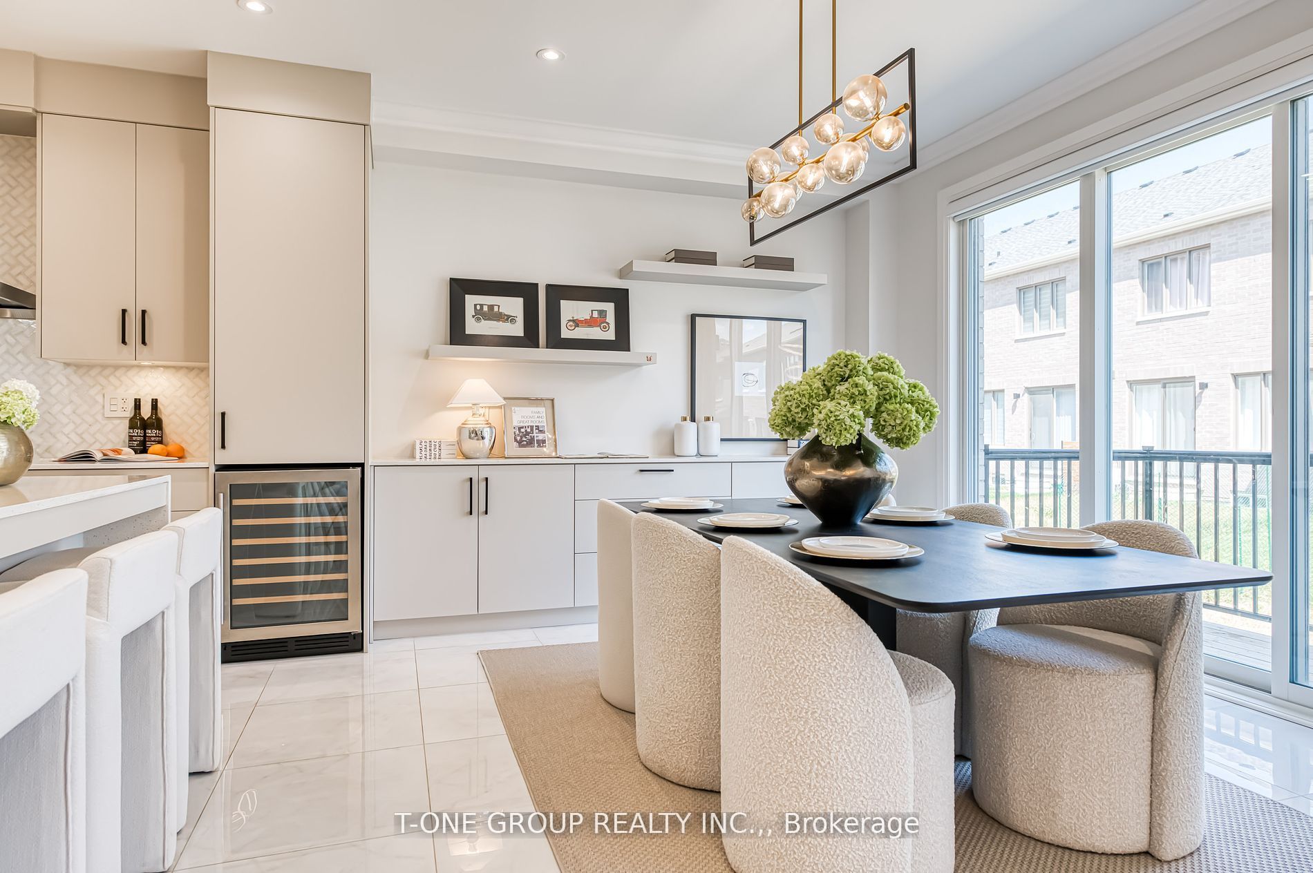 MLS #N12453273 image #12