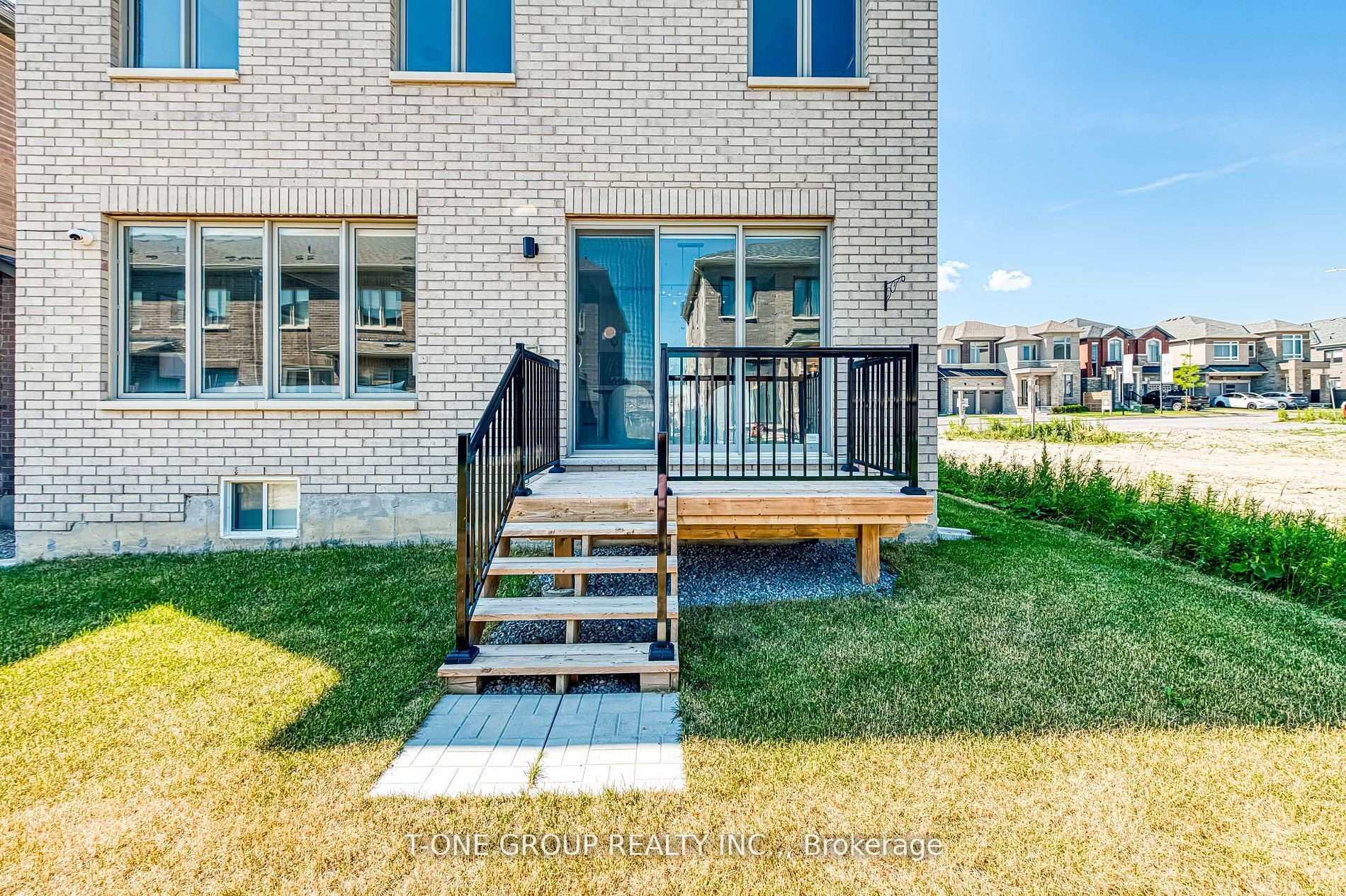 MLS #N12453273 image #40