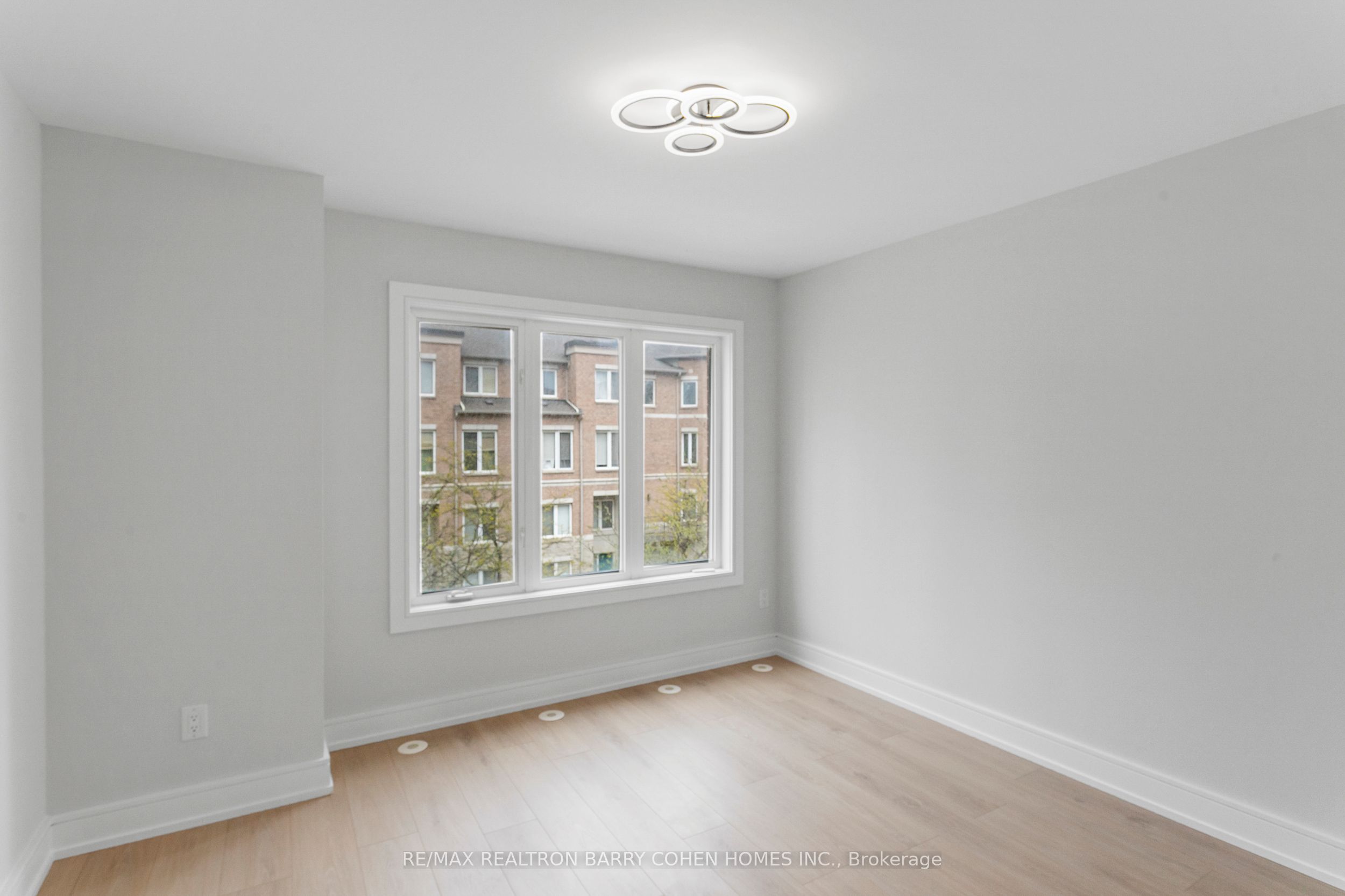 MLS #N12453833 image #23