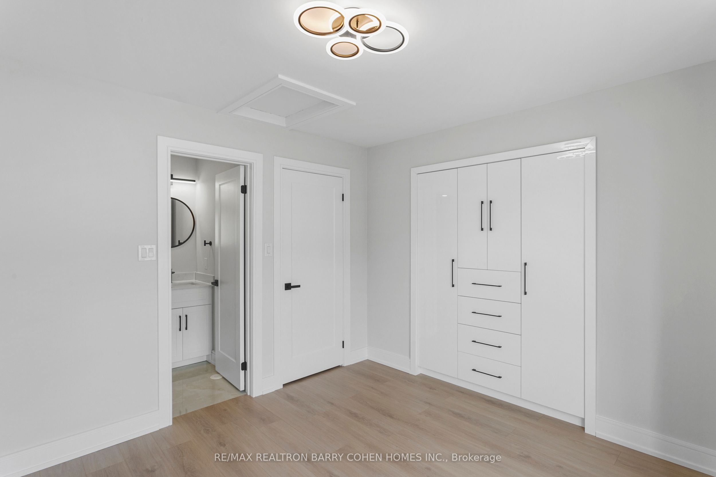 MLS #N12453833 image #24