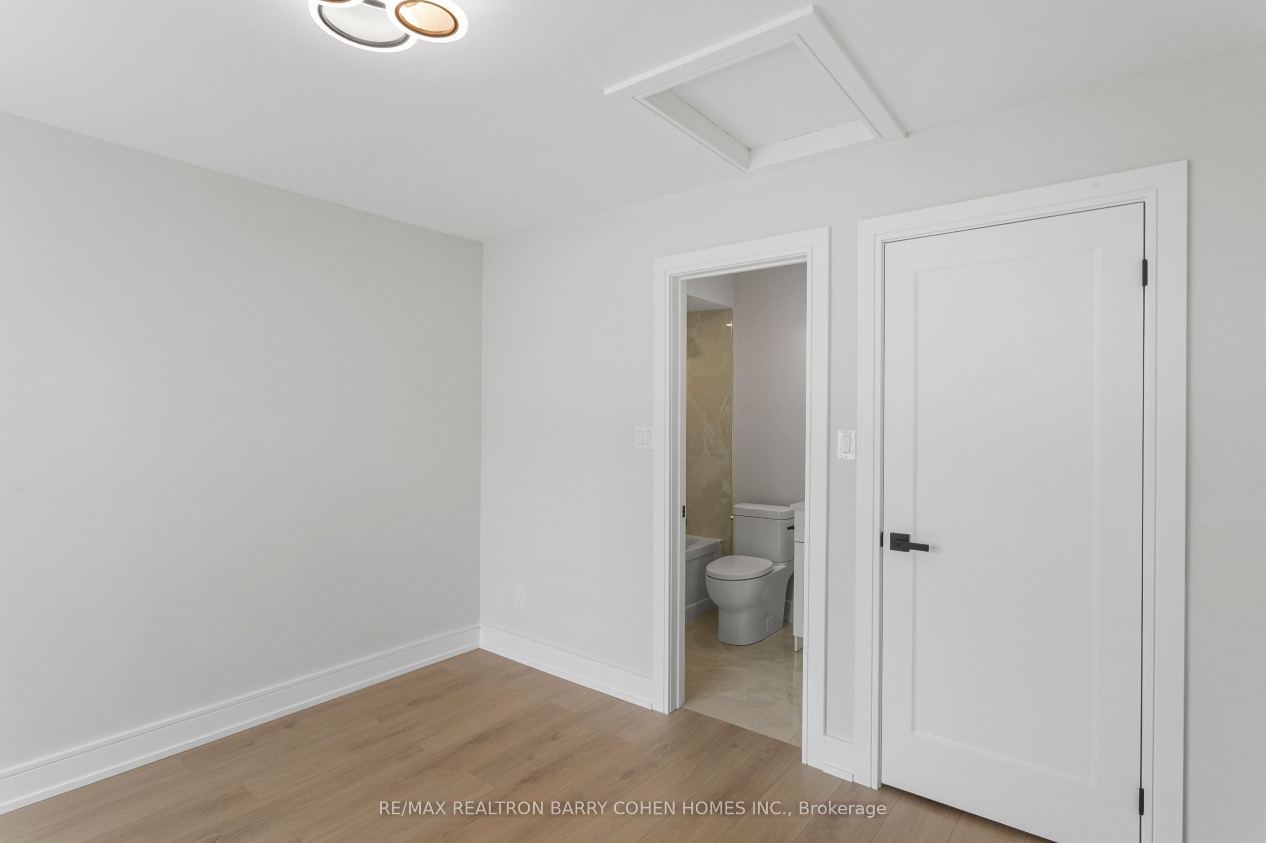 MLS #N12453833 image #26