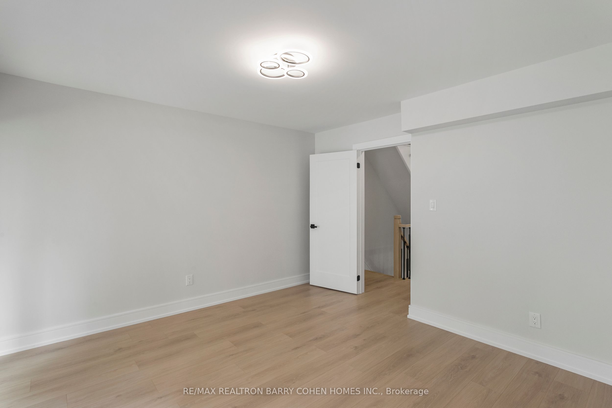 MLS #N12453833 image #7