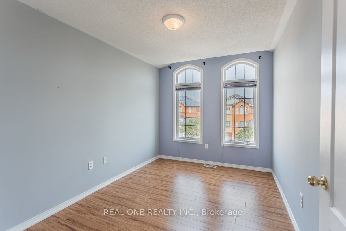 MLS #N12455995 image #17