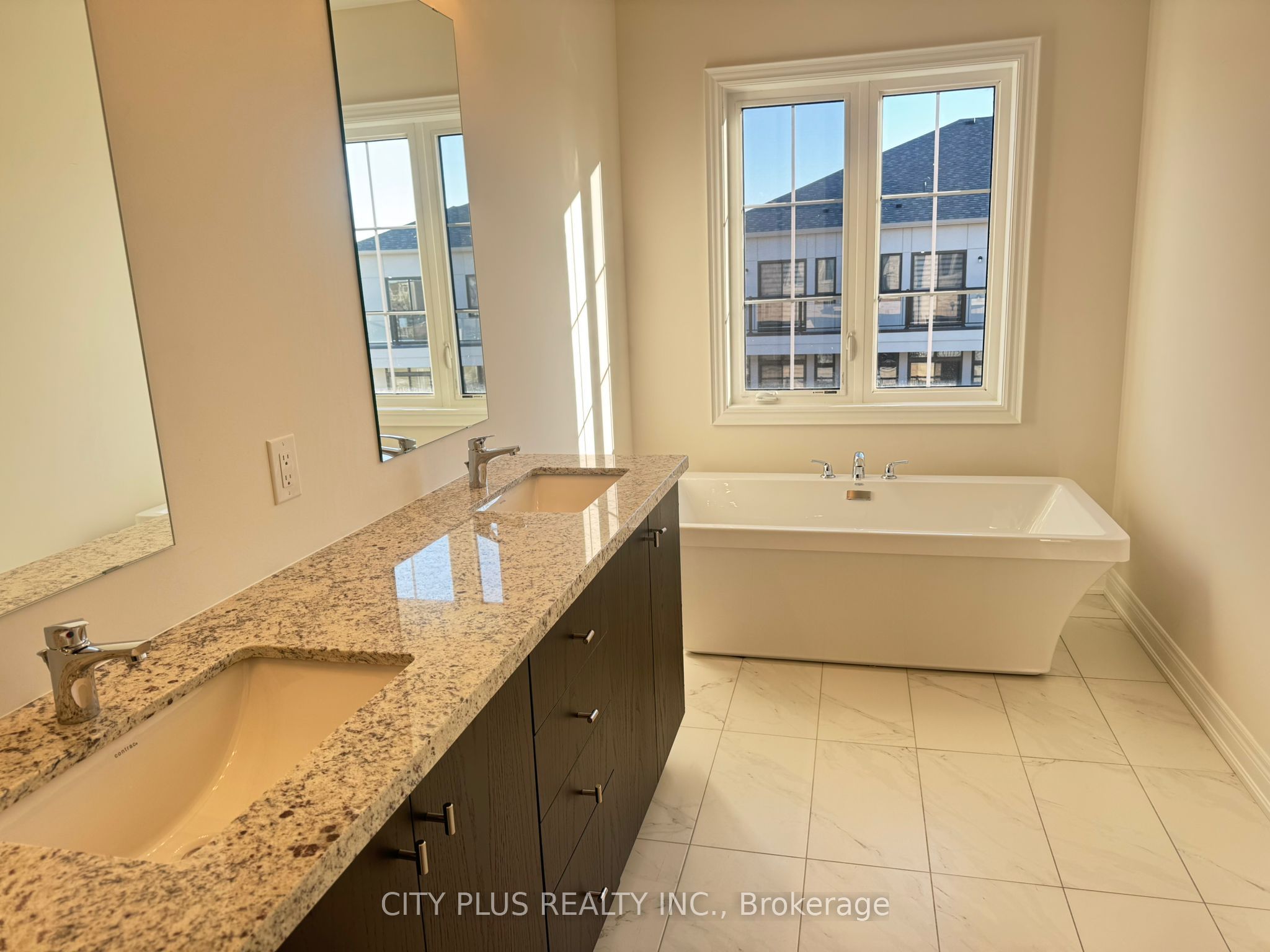 MLS #N12456951 image #24