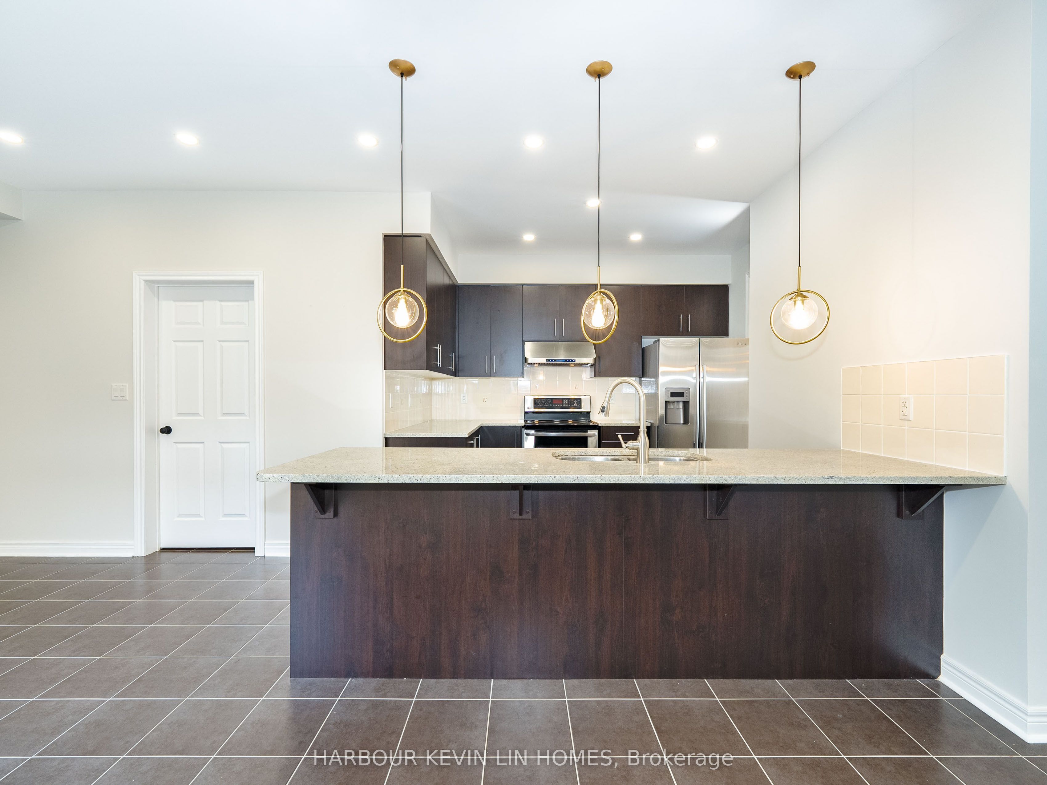 MLS #N12458970 image #12