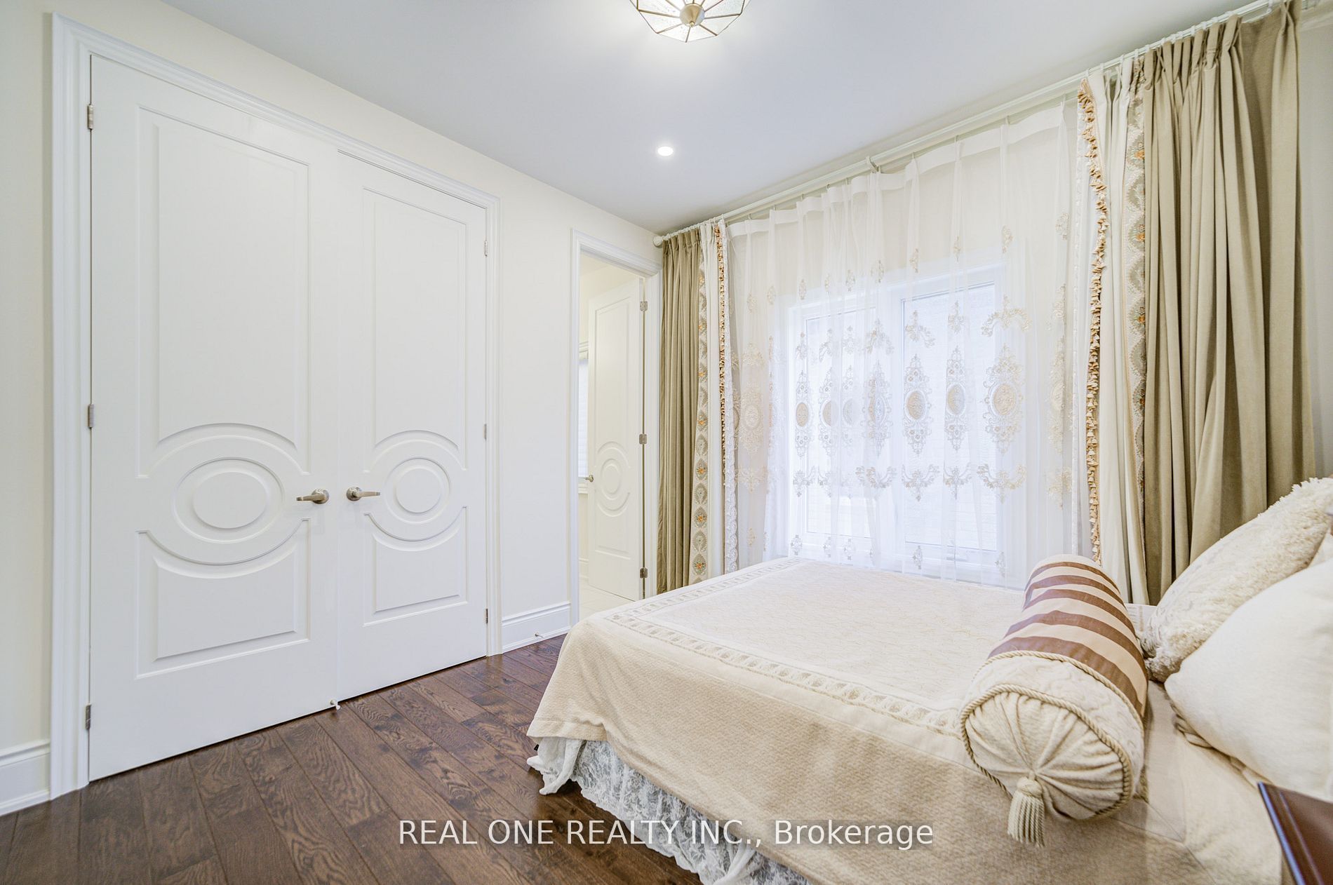 MLS #N12460248 image #26