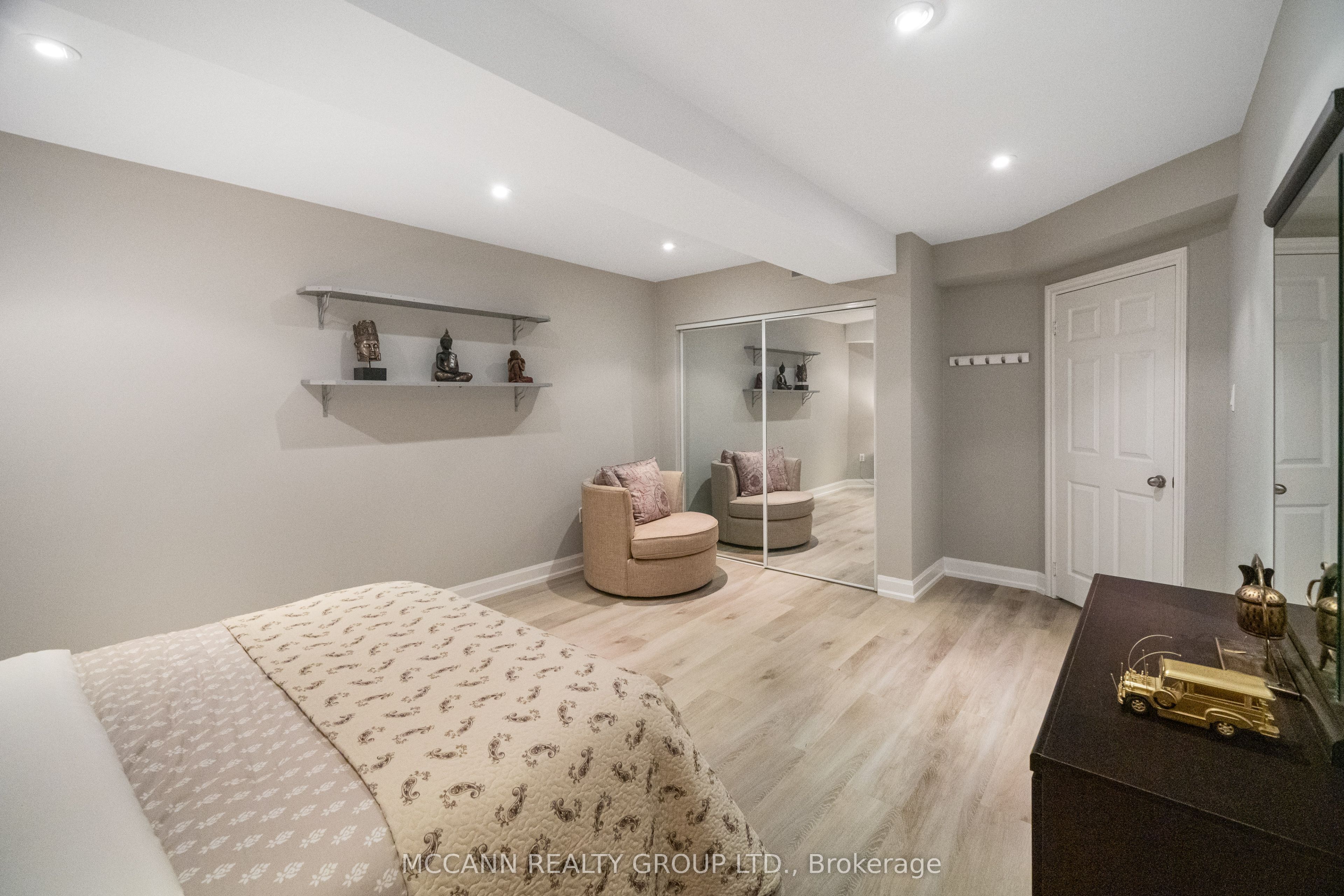 MLS #N12461648 image #36