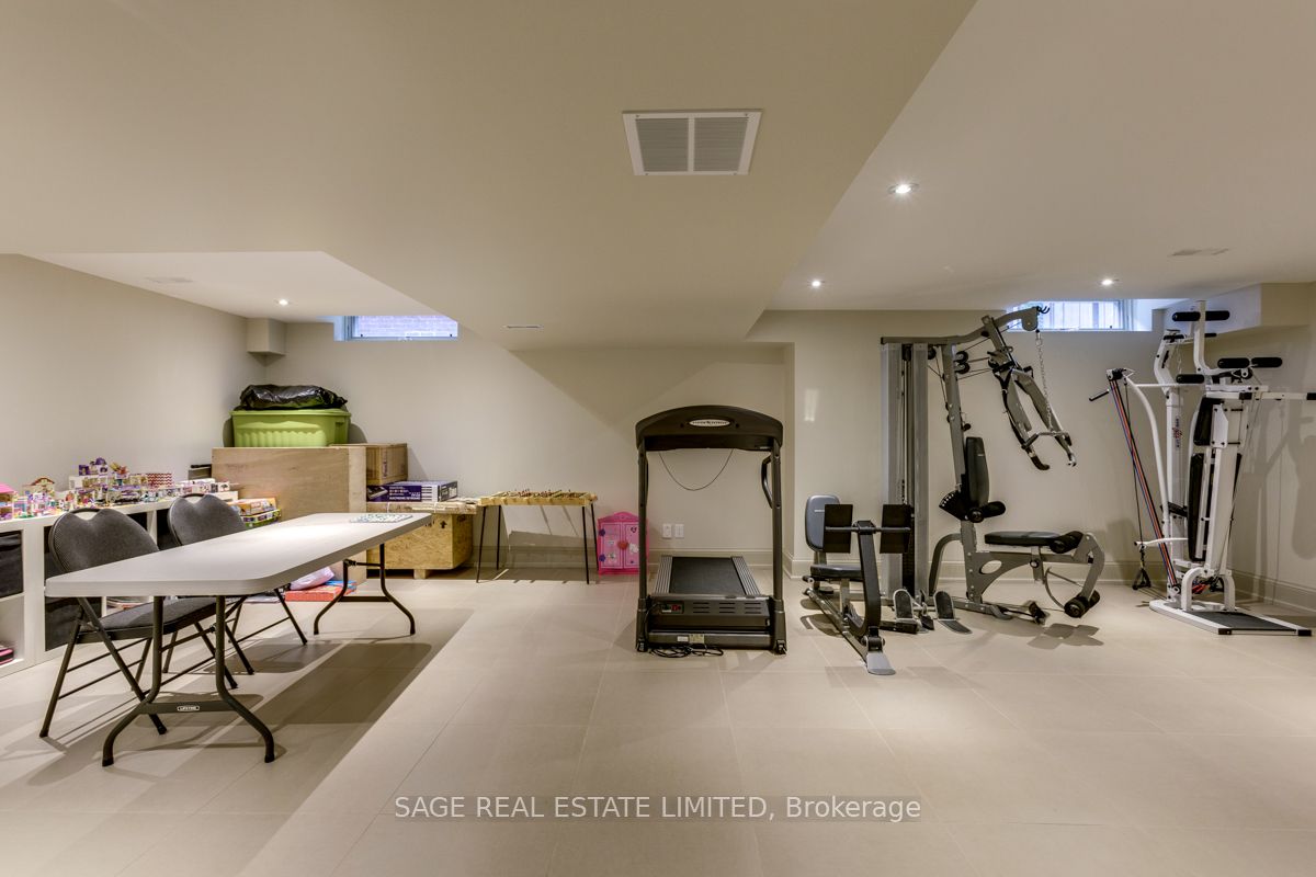 MLS #N12462166 image #37