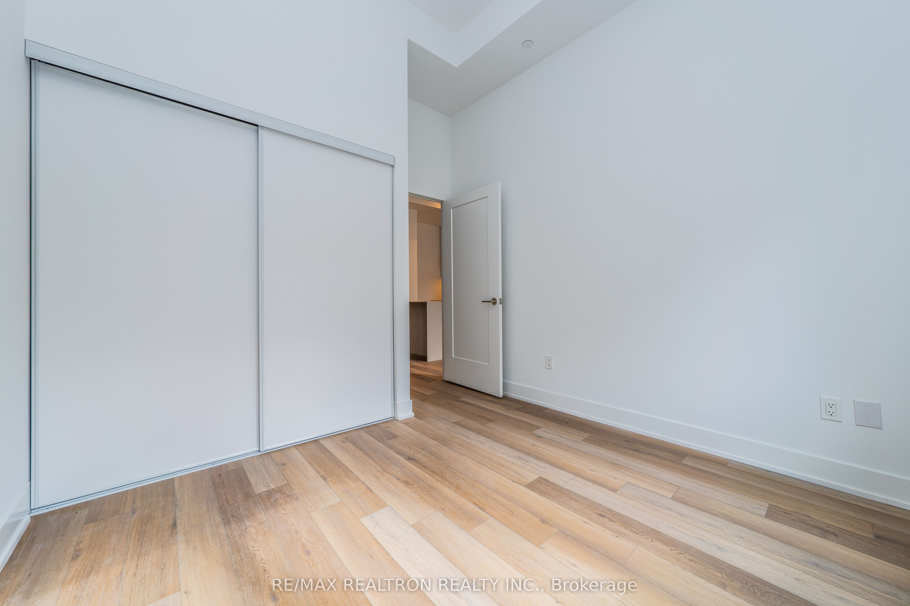 MLS #N12462436 image #8