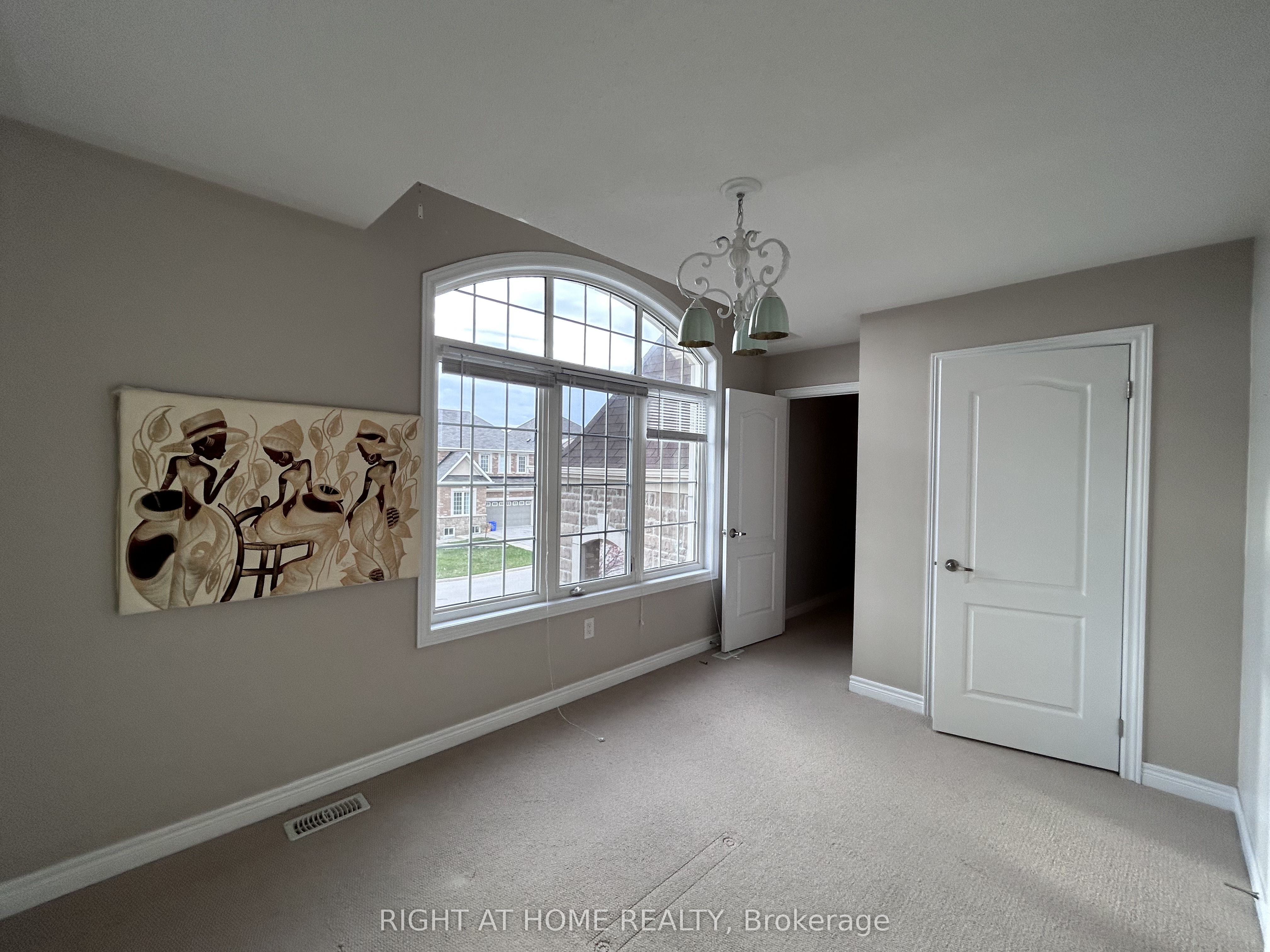 MLS #N12464693 image #17