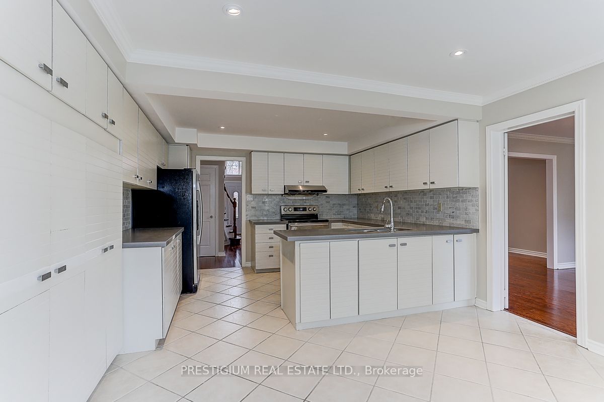 MLS #N12466438 image #13