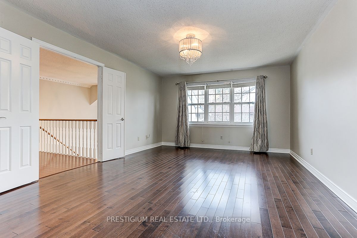 MLS #N12466438 image #24