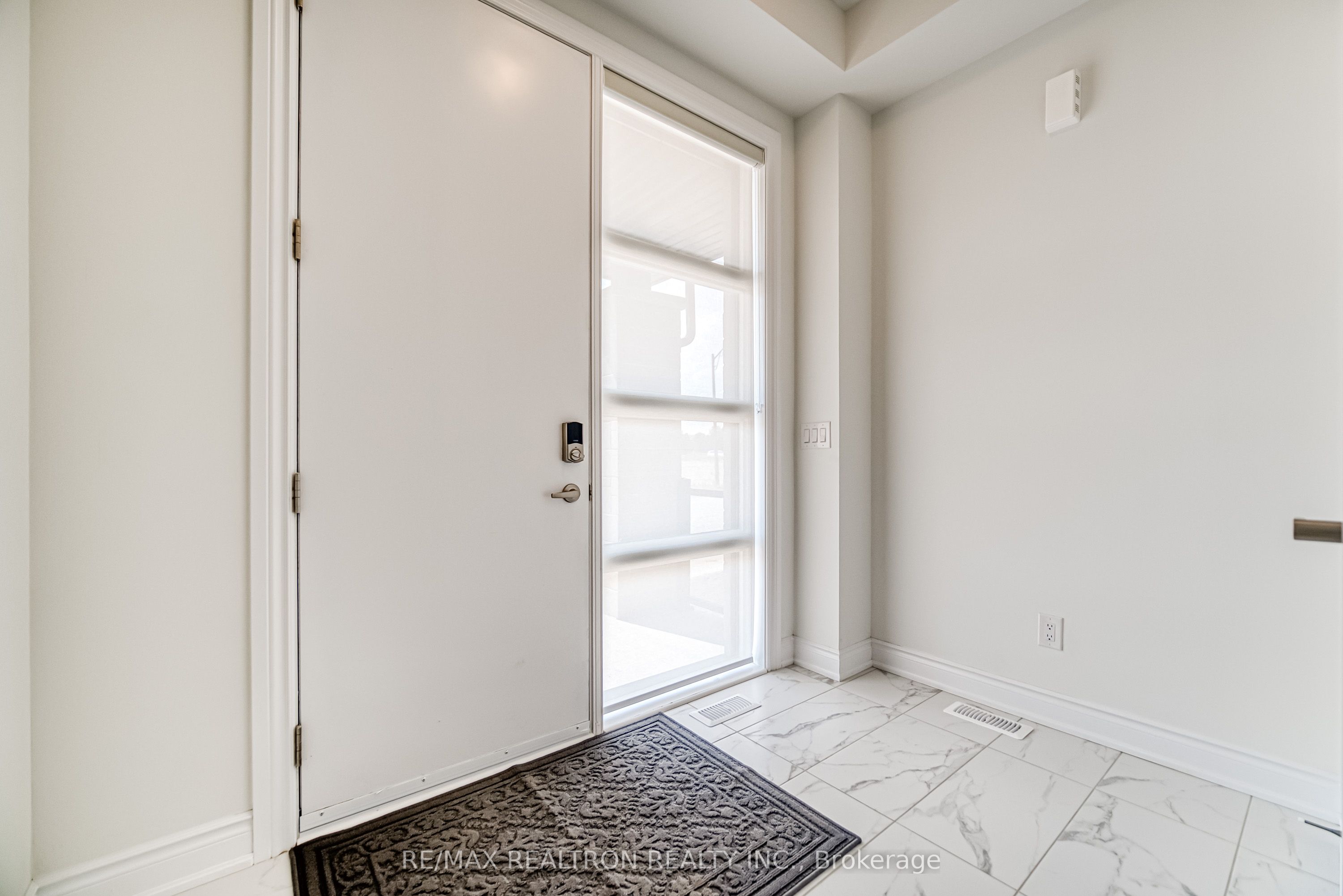 MLS #N12466879 image #2